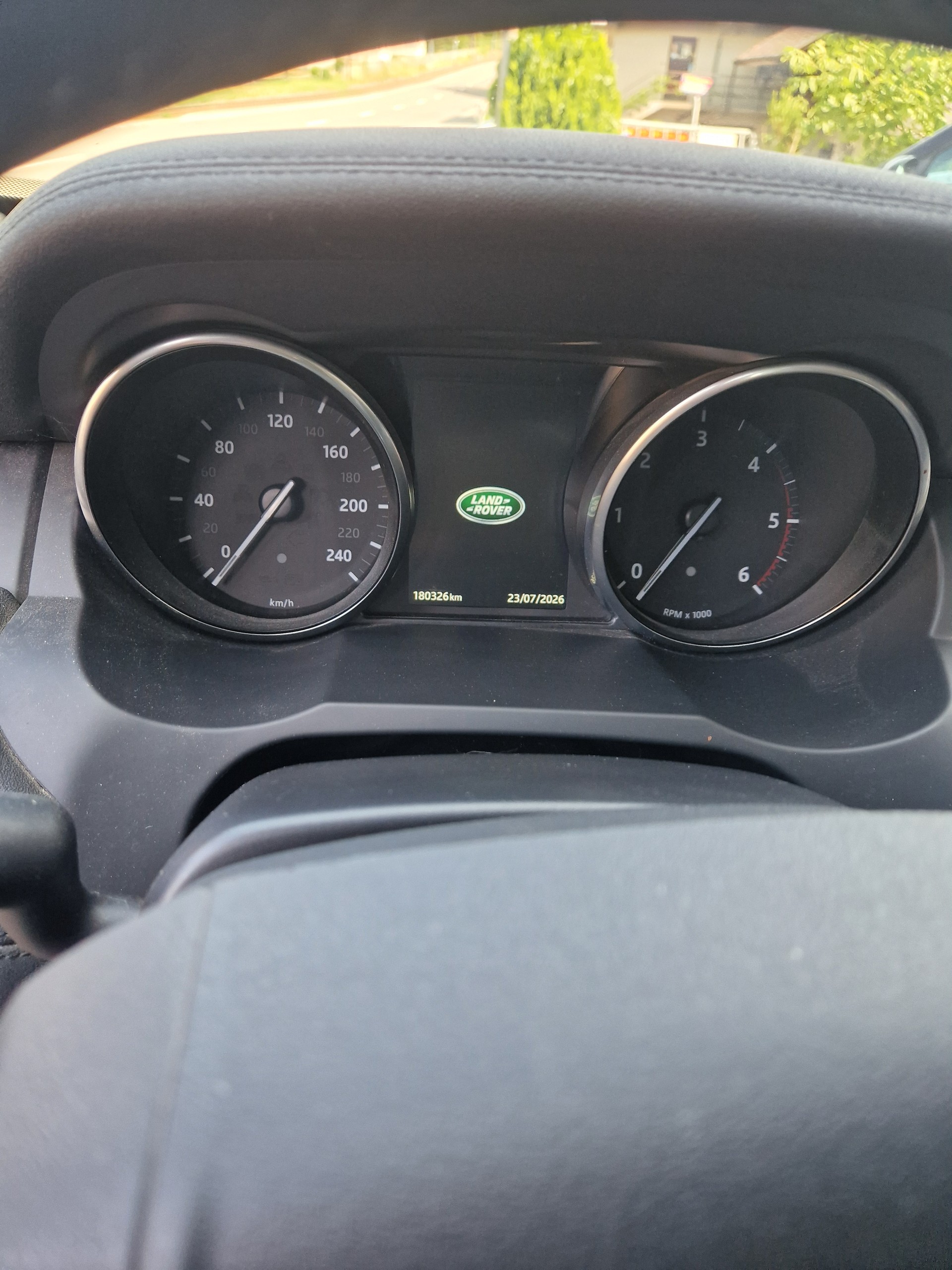 LAND ROVER Range Rover Evoque 2.0 TD4 SE Dynamic-image-7