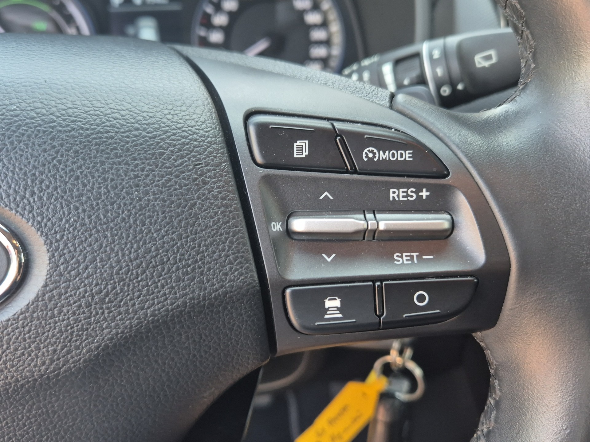 HYUNDAI Kona 1.6 GDi HEV Amplia DCT-image-11
