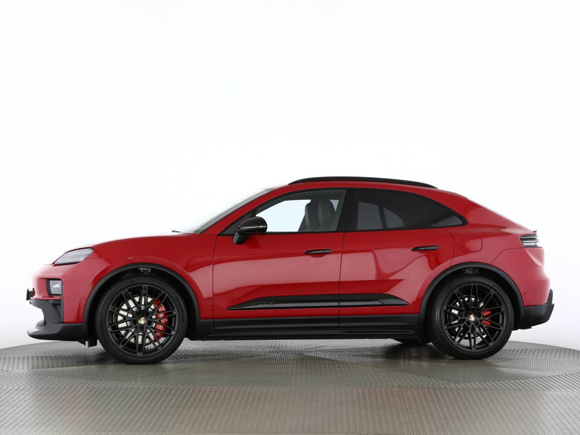 PORSCHE Macan GTS-image-9