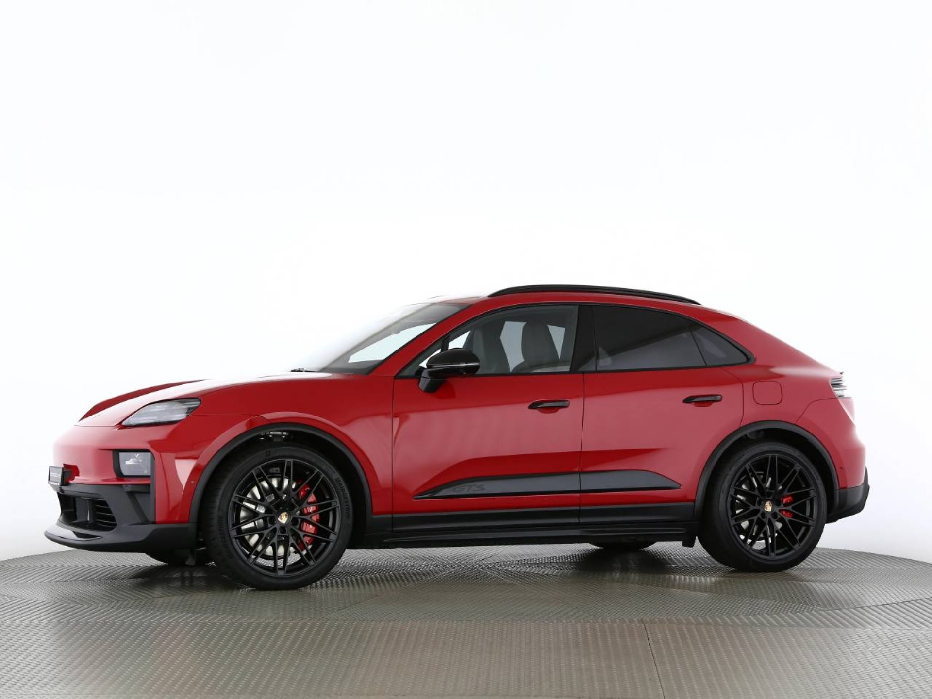 PORSCHE Macan GTS-image-12
