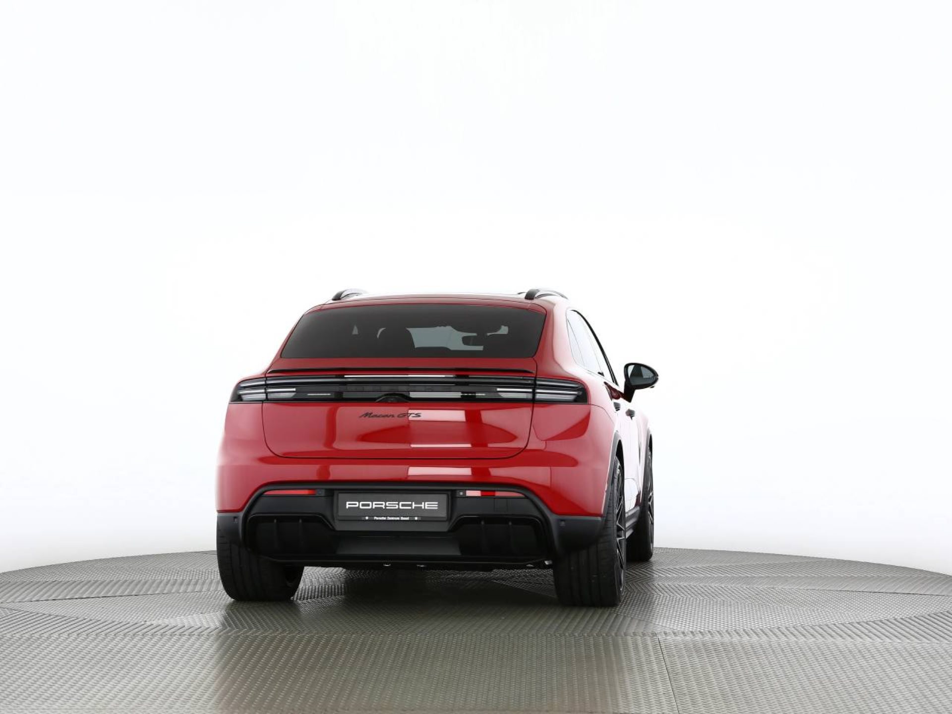 PORSCHE Macan GTS-image-19