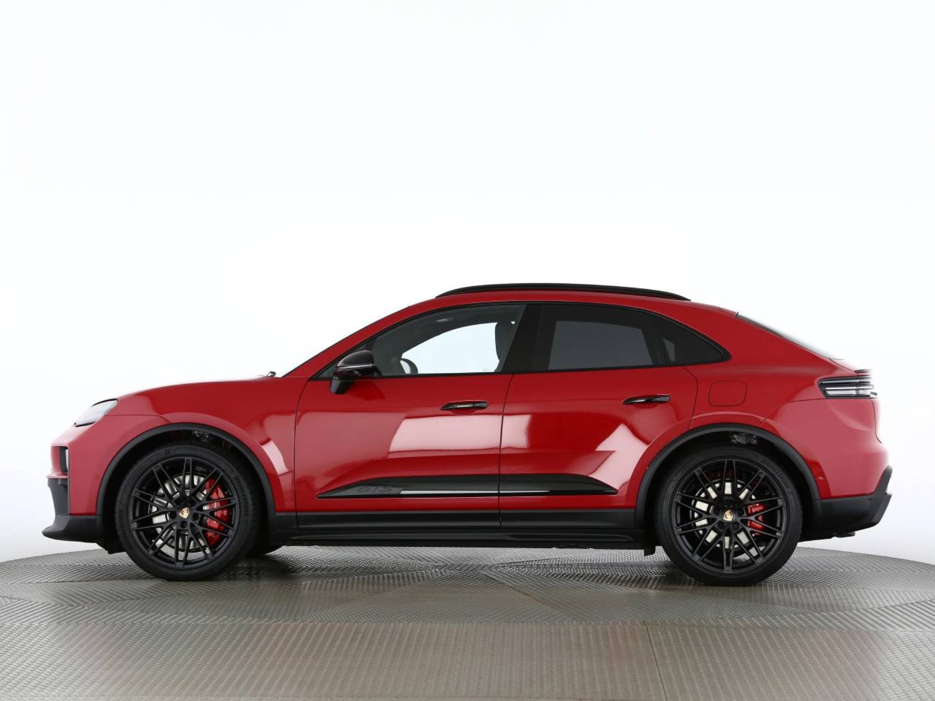 PORSCHE Macan GTS-image-14