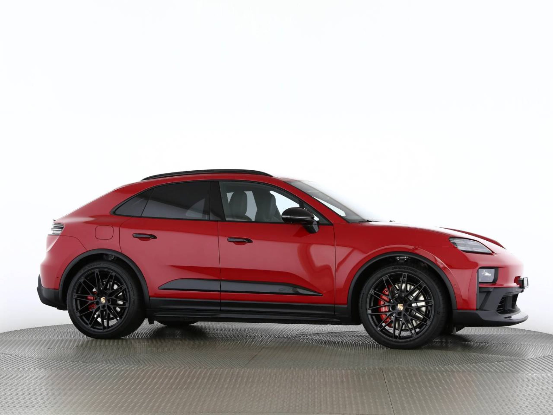 PORSCHE Macan GTS-image-24
