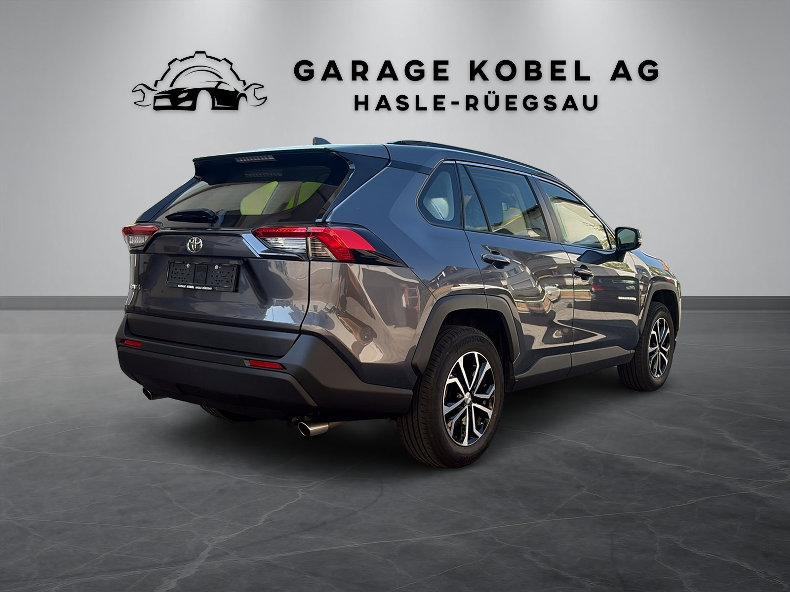 TOYOTA RAV-4 2.0 Active 2WD-image-2