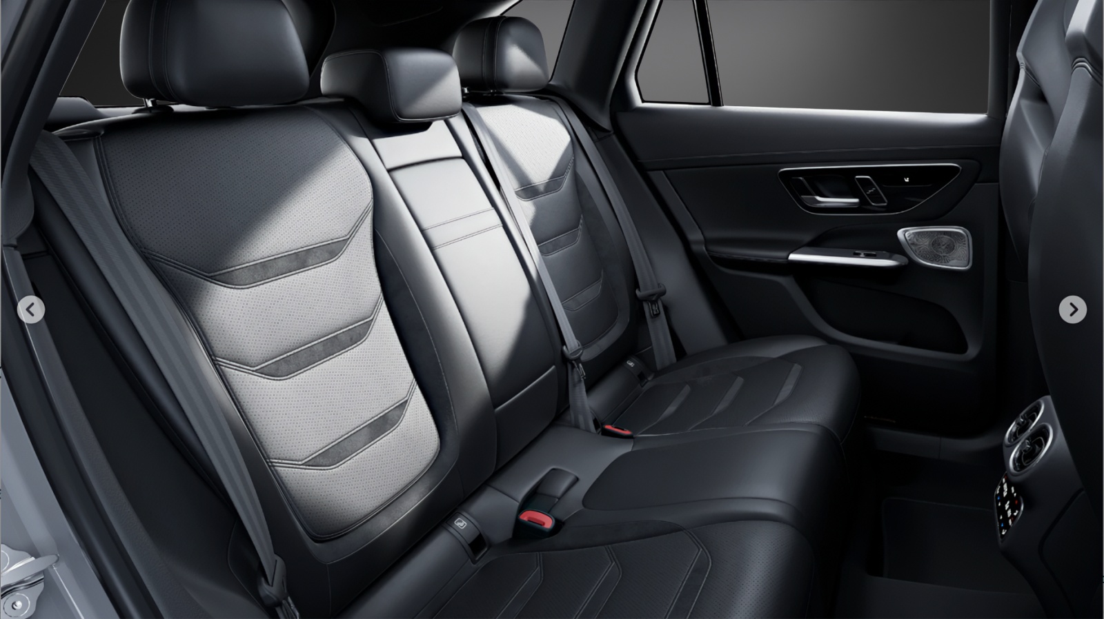 MERCEDES-BENZ GLC 53 AMG 4Matic+ 9G-Tronic-image-8