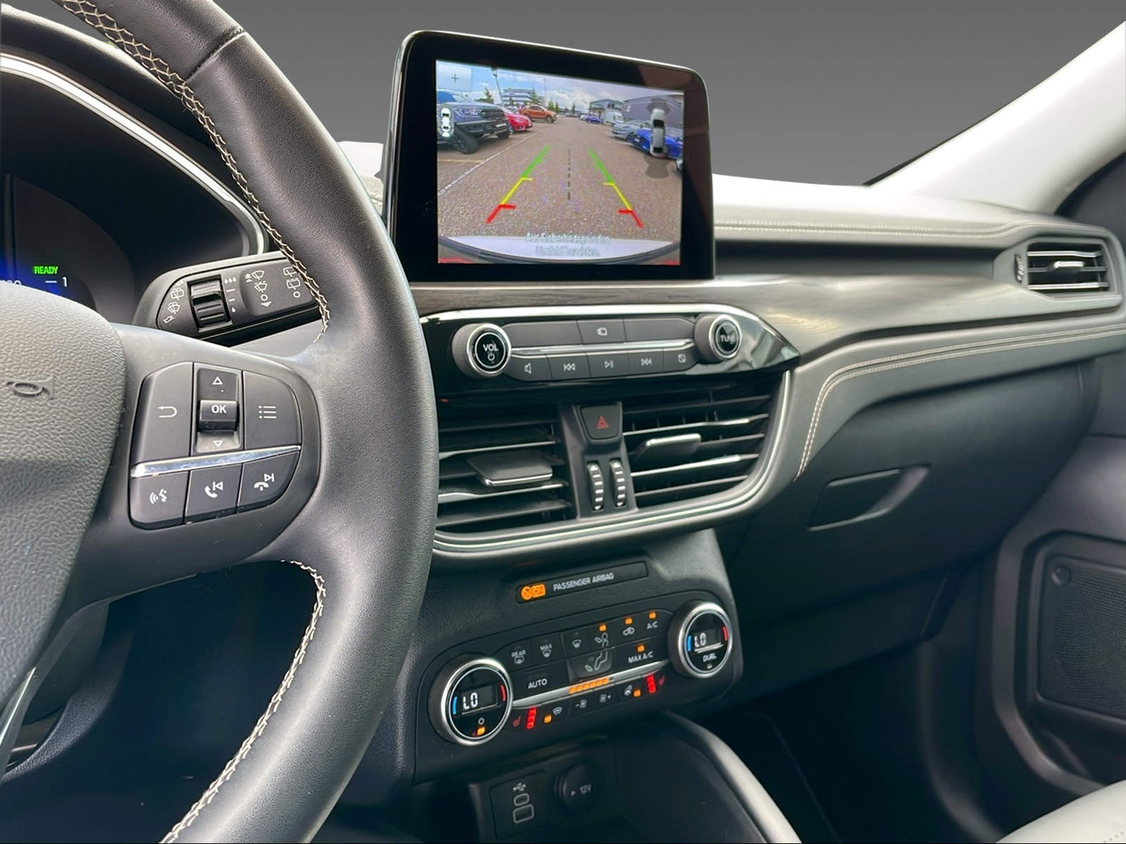 FORD Kuga 2.5 Plug-in Hybrid Vignale-image-10