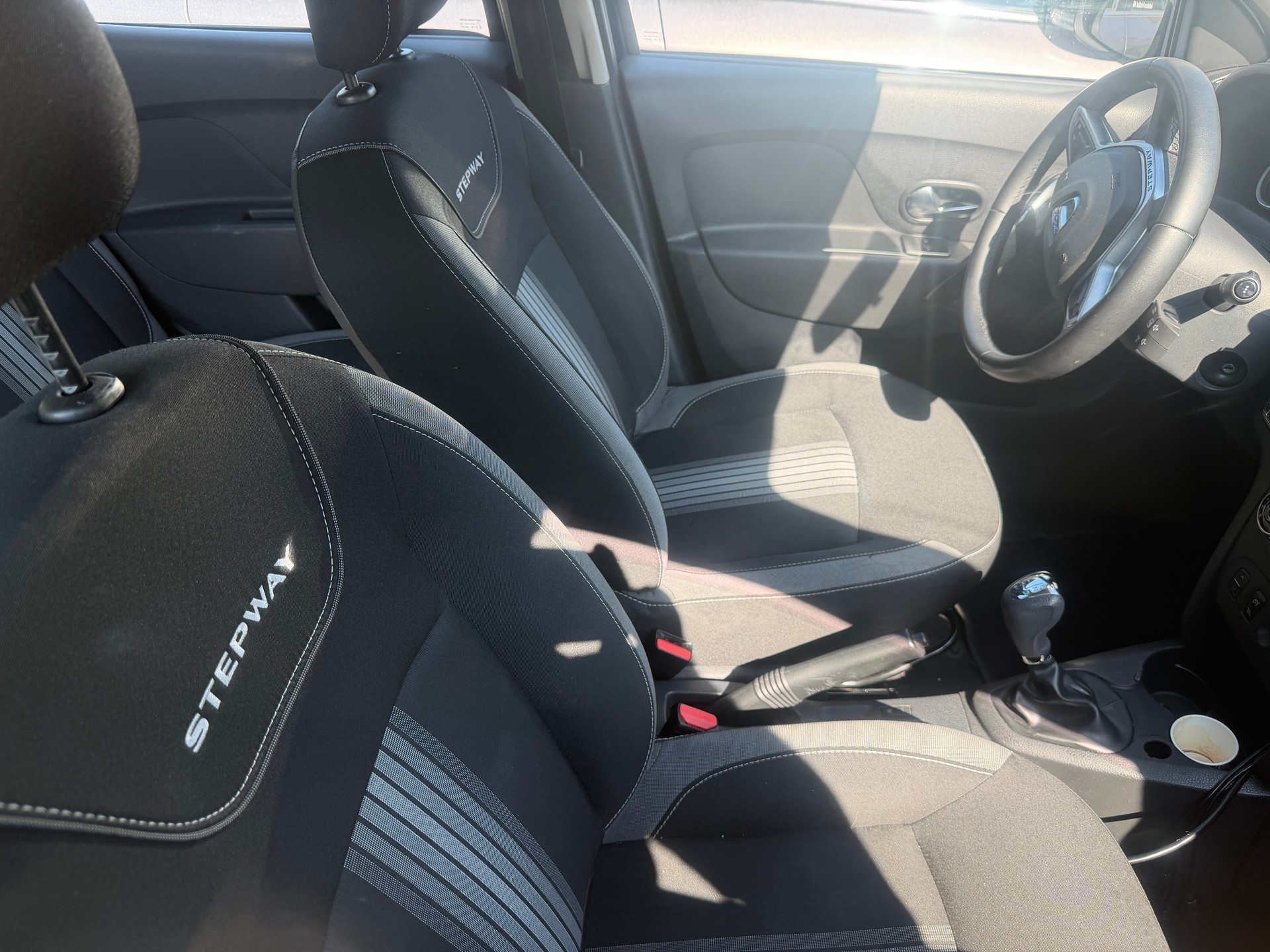 DACIA Sandero TCe 90 Stepway Unlimited 2 Automatic-image-6