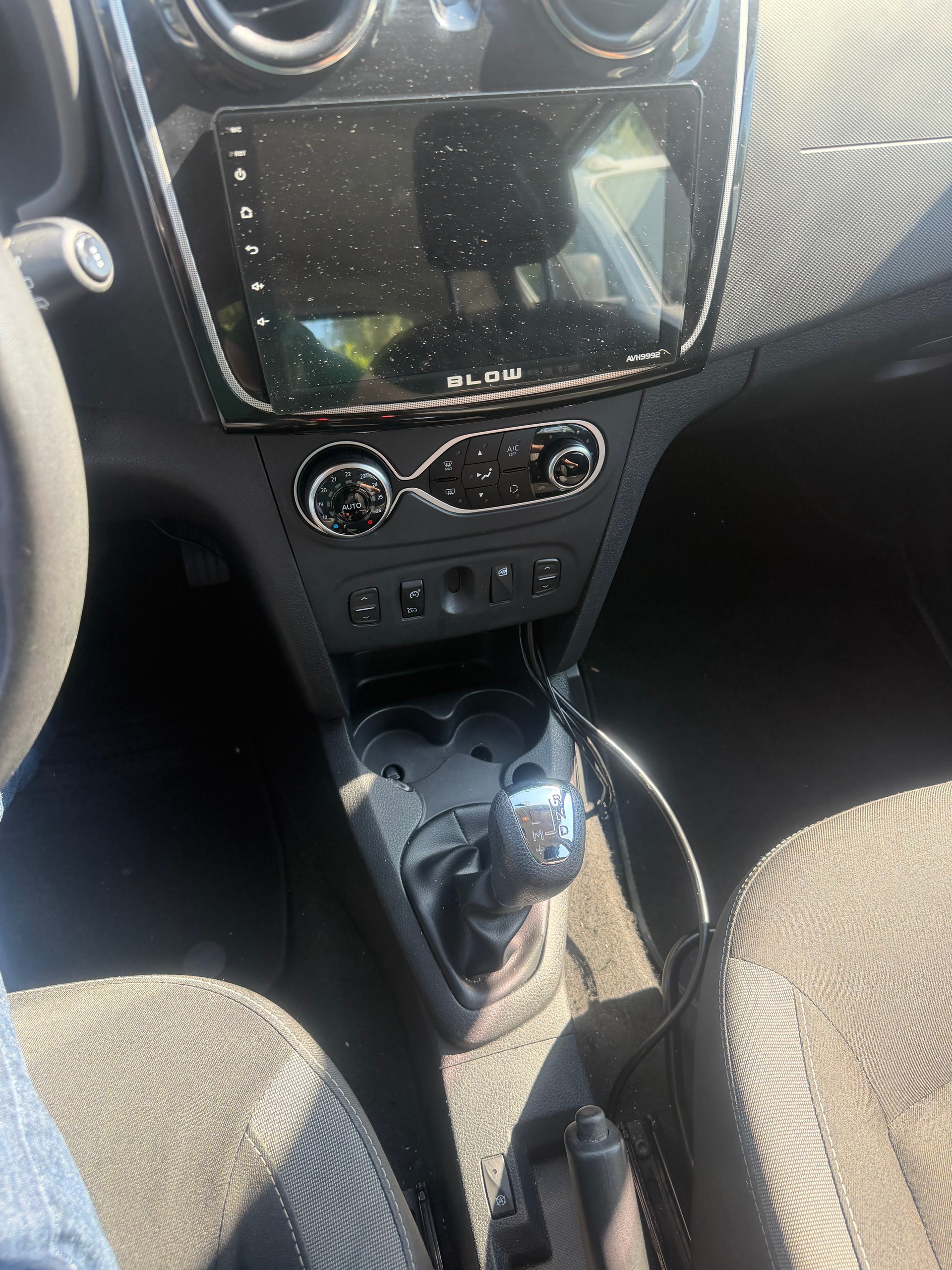 DACIA Sandero TCe 90 Stepway Unlimited 2 Automatic-image-4