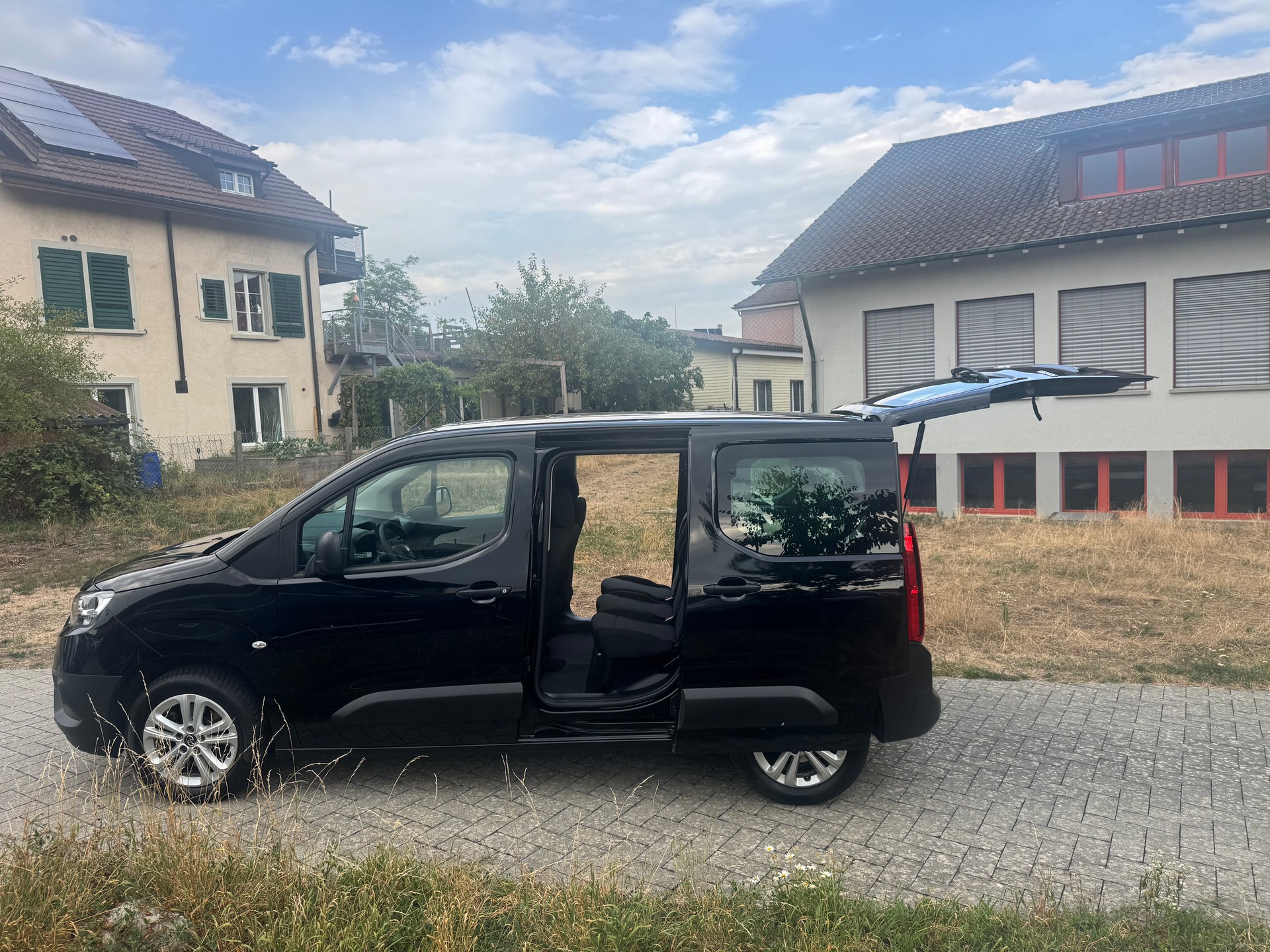 TOYOTA Proace City Verso 1.2 Shuttle Medium-image-15