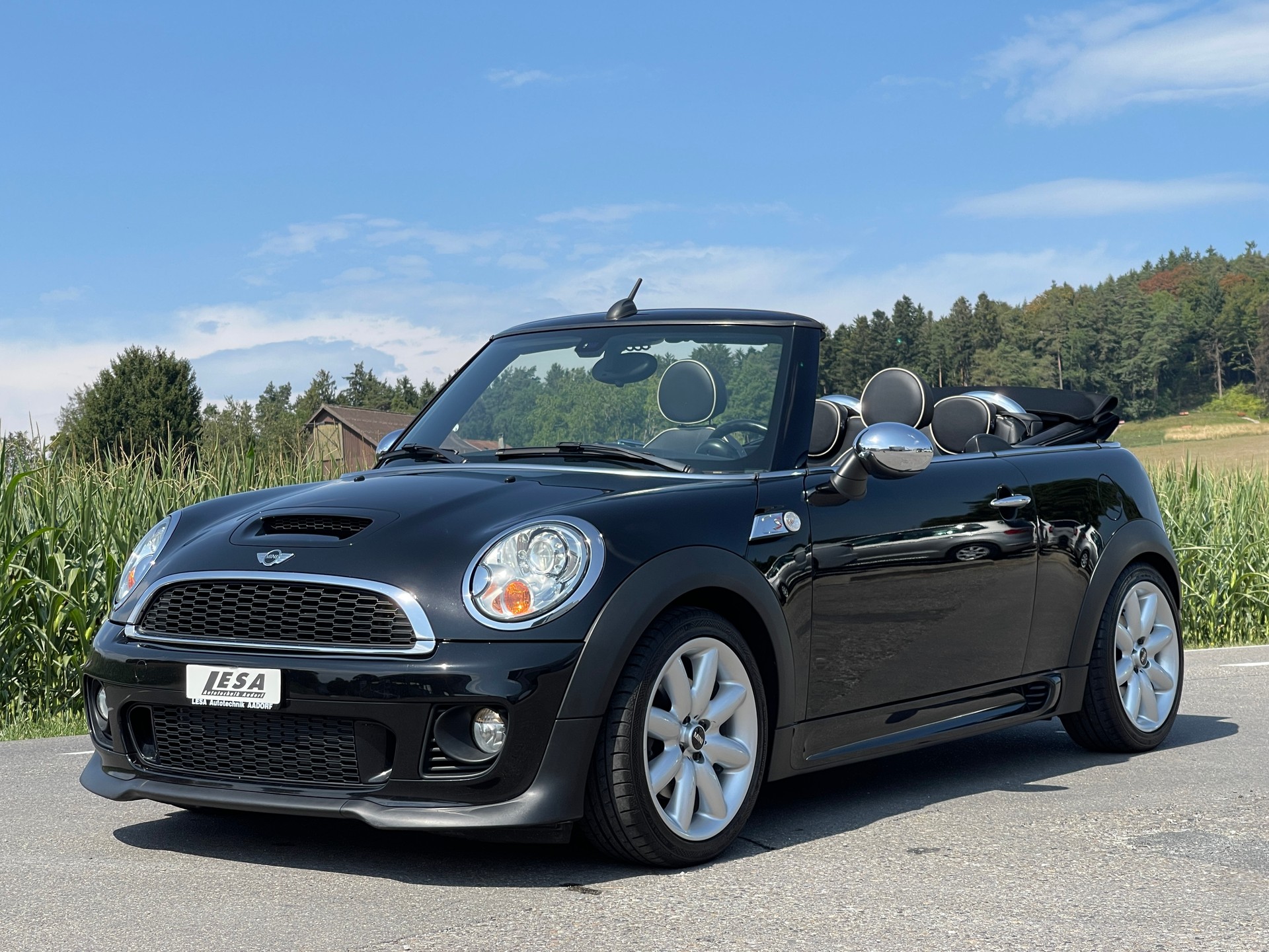 MINI Cooper S Cabriolet-image-0