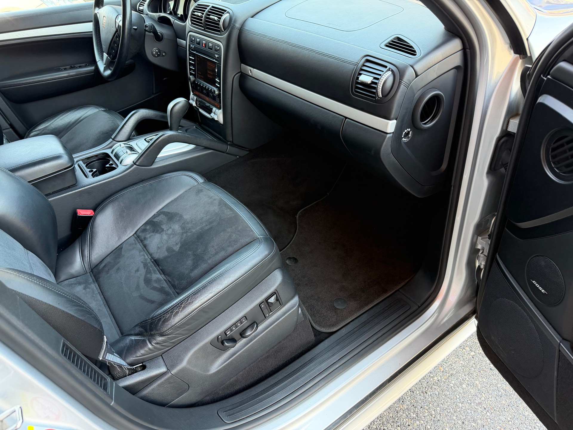 PORSCHE Cayenne Diesel-image-4