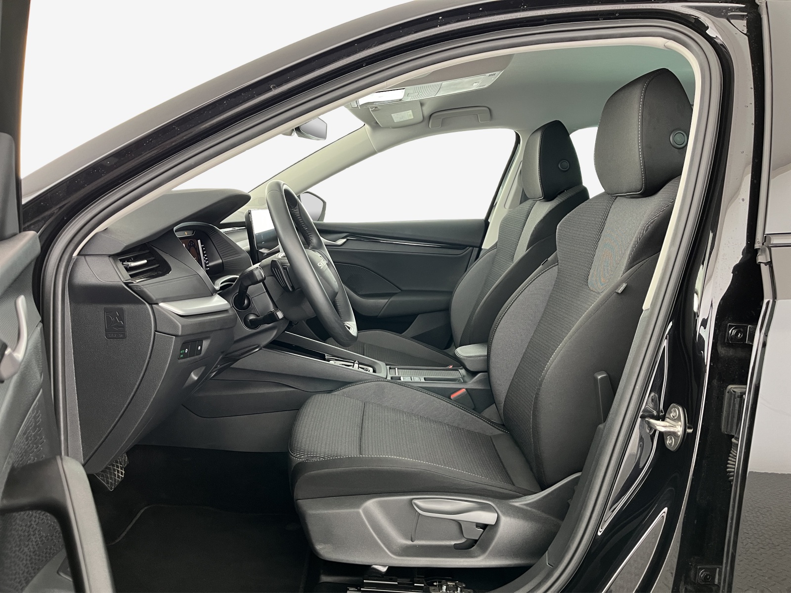 SKODA Octavia Combi 1.5 TSI mHEV DSG Dynamic-image-7