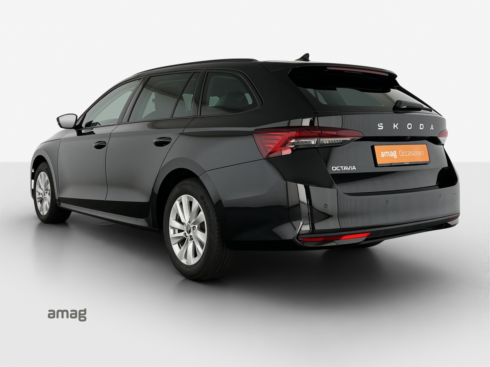 SKODA Octavia Combi 1.5 TSI mHEV DSG Dynamic-image-2