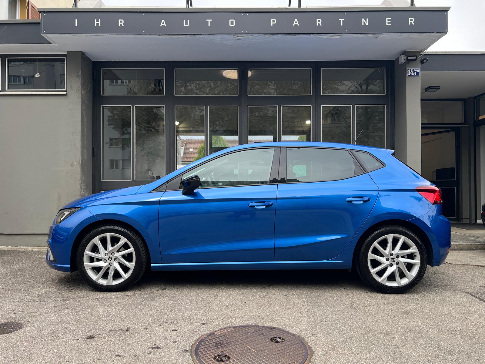 SEAT Ibiza 1.0 TSI 110 FR DSG-image-1
