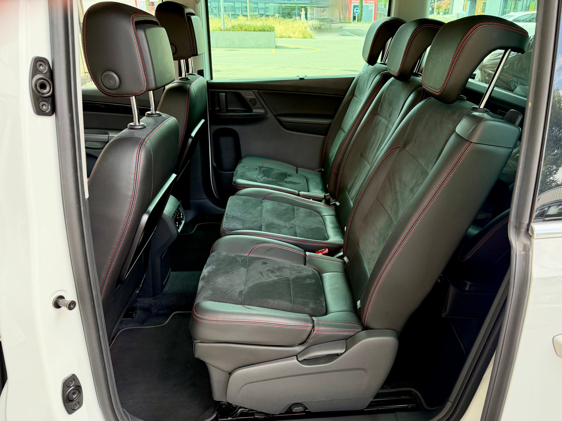 SEAT Alhambra 1.4 TSI FR Line DSG - 7 Plätzer - 8-fach Alu - AHK - Frisch ab MFK --image-8