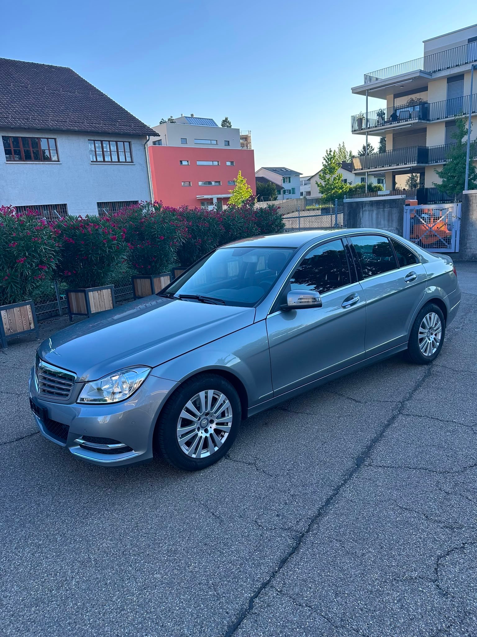 MERCEDES-BENZ C 200 Elégance 7G-Tronic-image-0