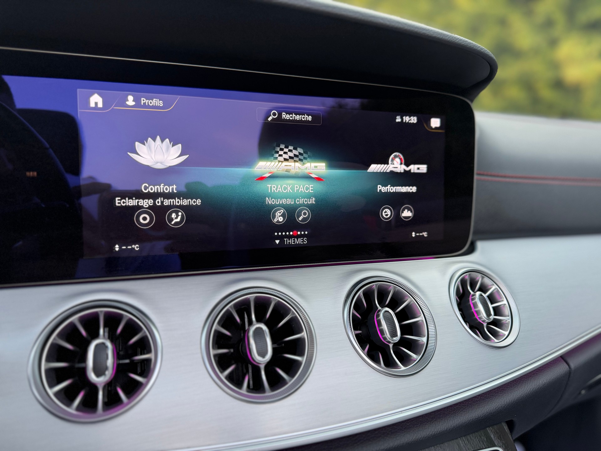 MERCEDES-BENZ E 53 Cabriolet AMG 4 Matic+ 9G-Speedshift TCT-image-10