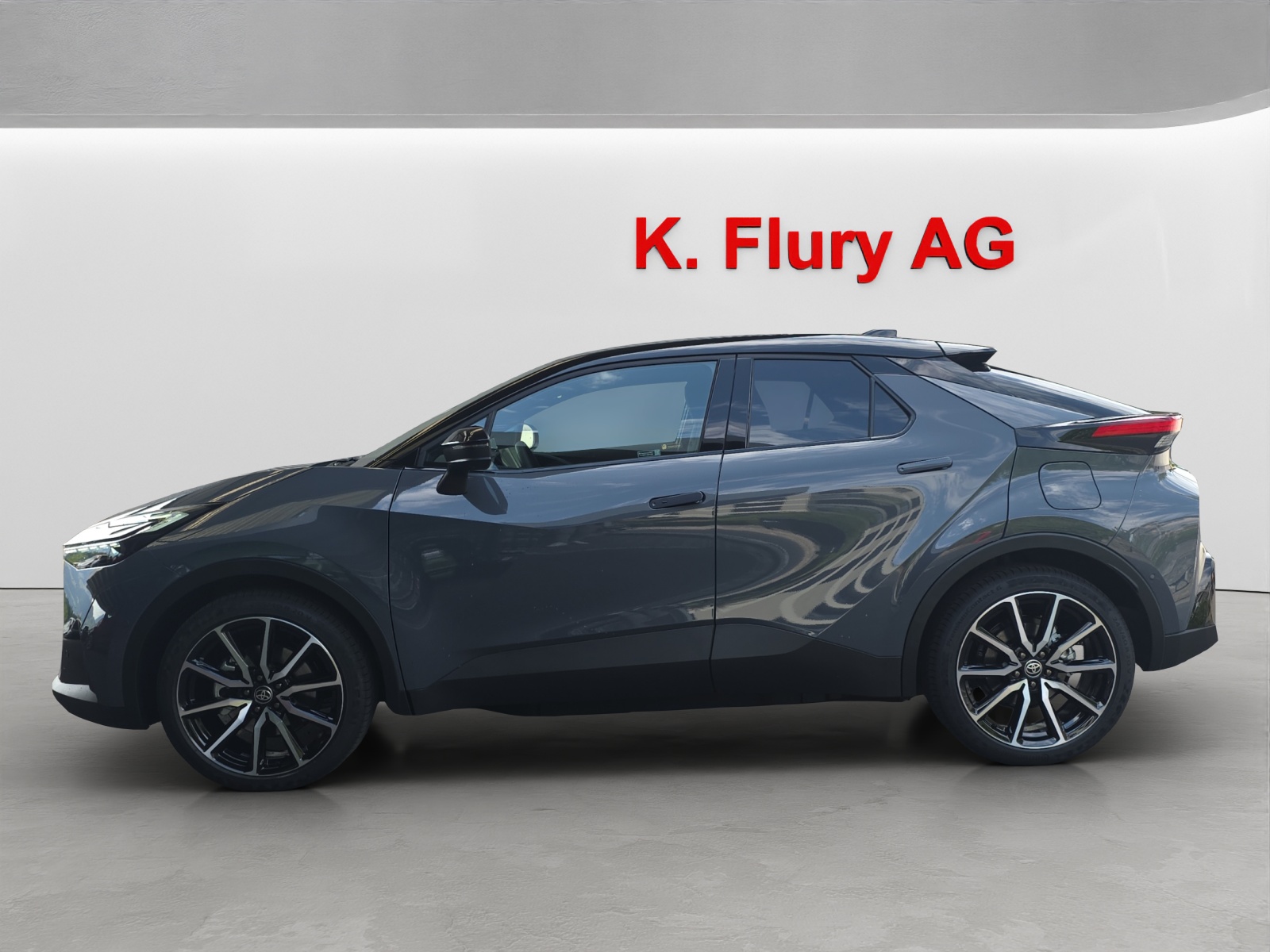 TOYOTA C-HR 2.0 PHEV GR Sport-image-1