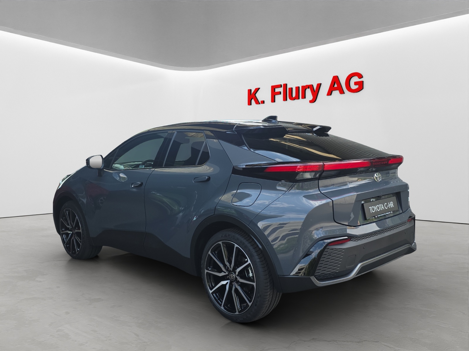 TOYOTA C-HR 2.0 PHEV GR Sport-image-2