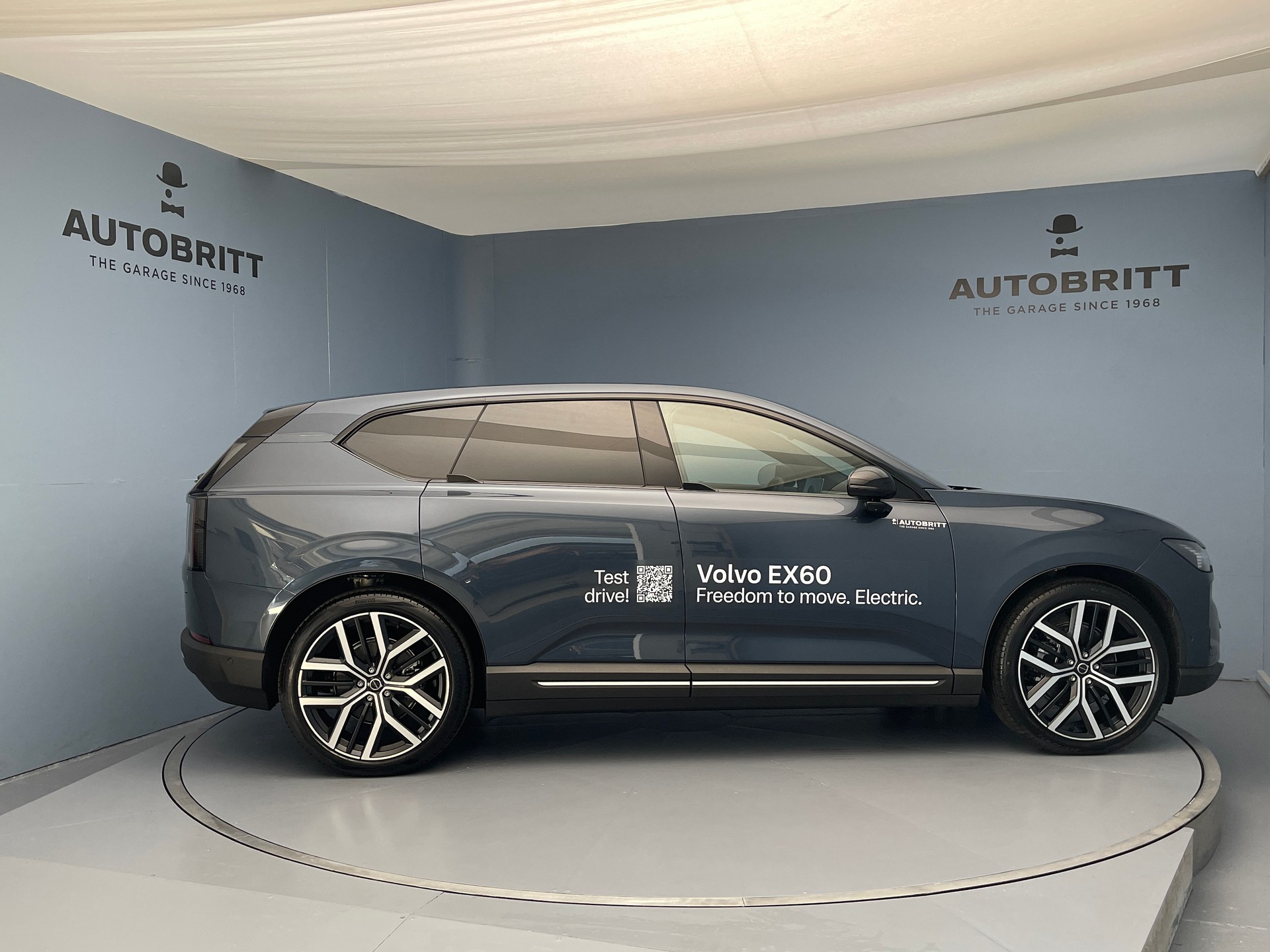 VOLVO EX60 Twin Ultra AWD-image-2
