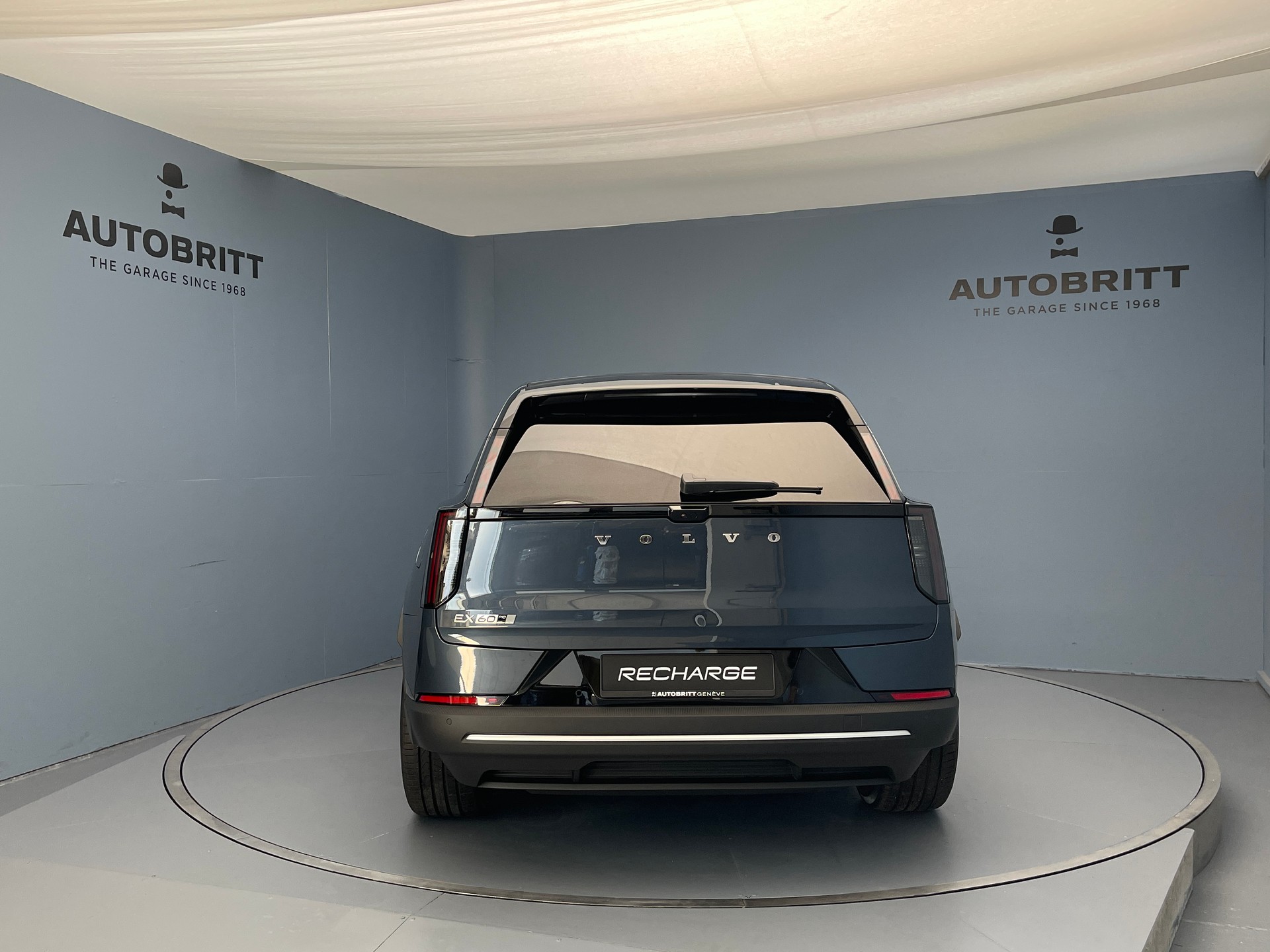 VOLVO EX60 Twin Ultra AWD-image-1