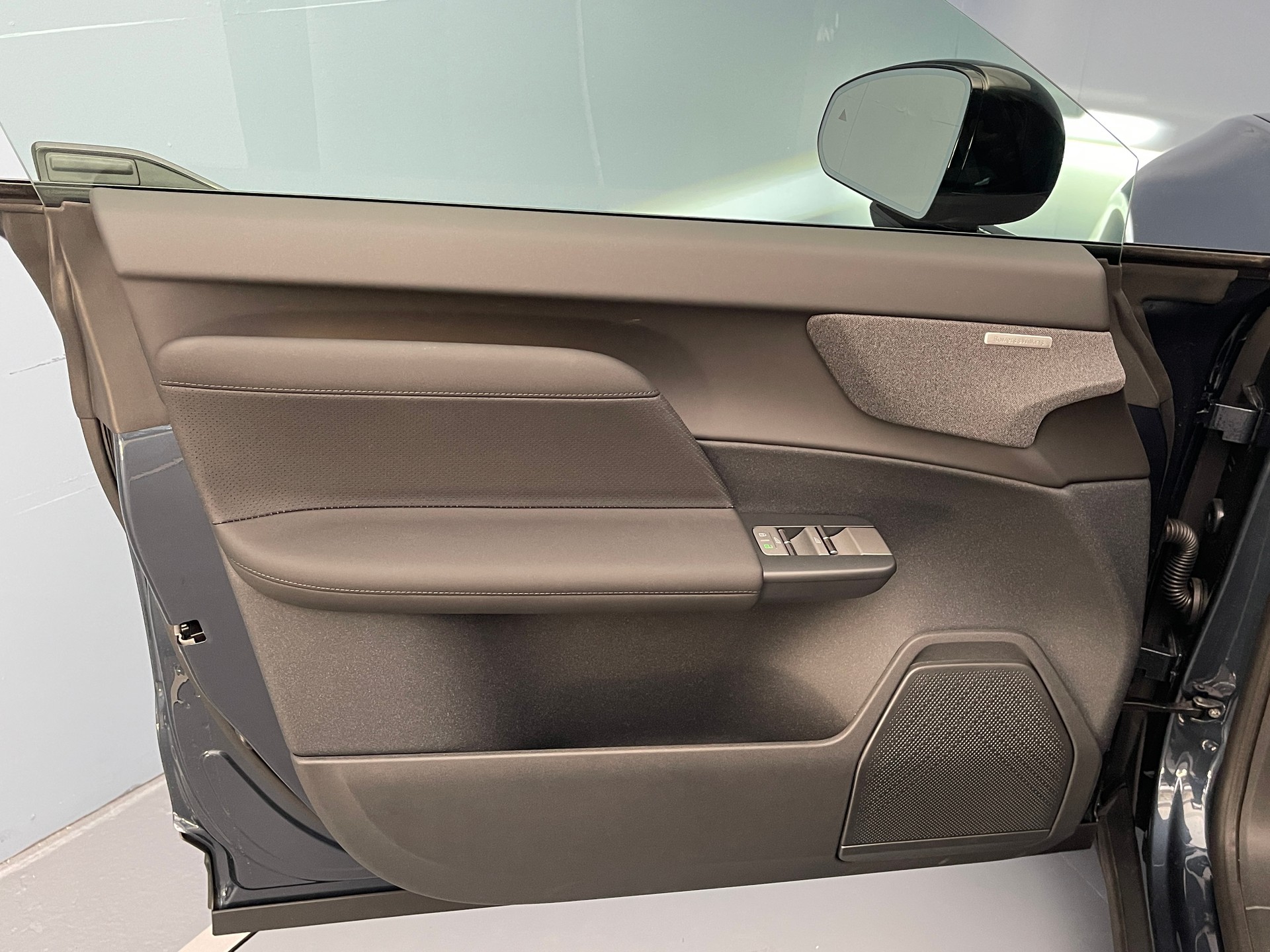 VOLVO EX60 Twin Ultra AWD-image-11