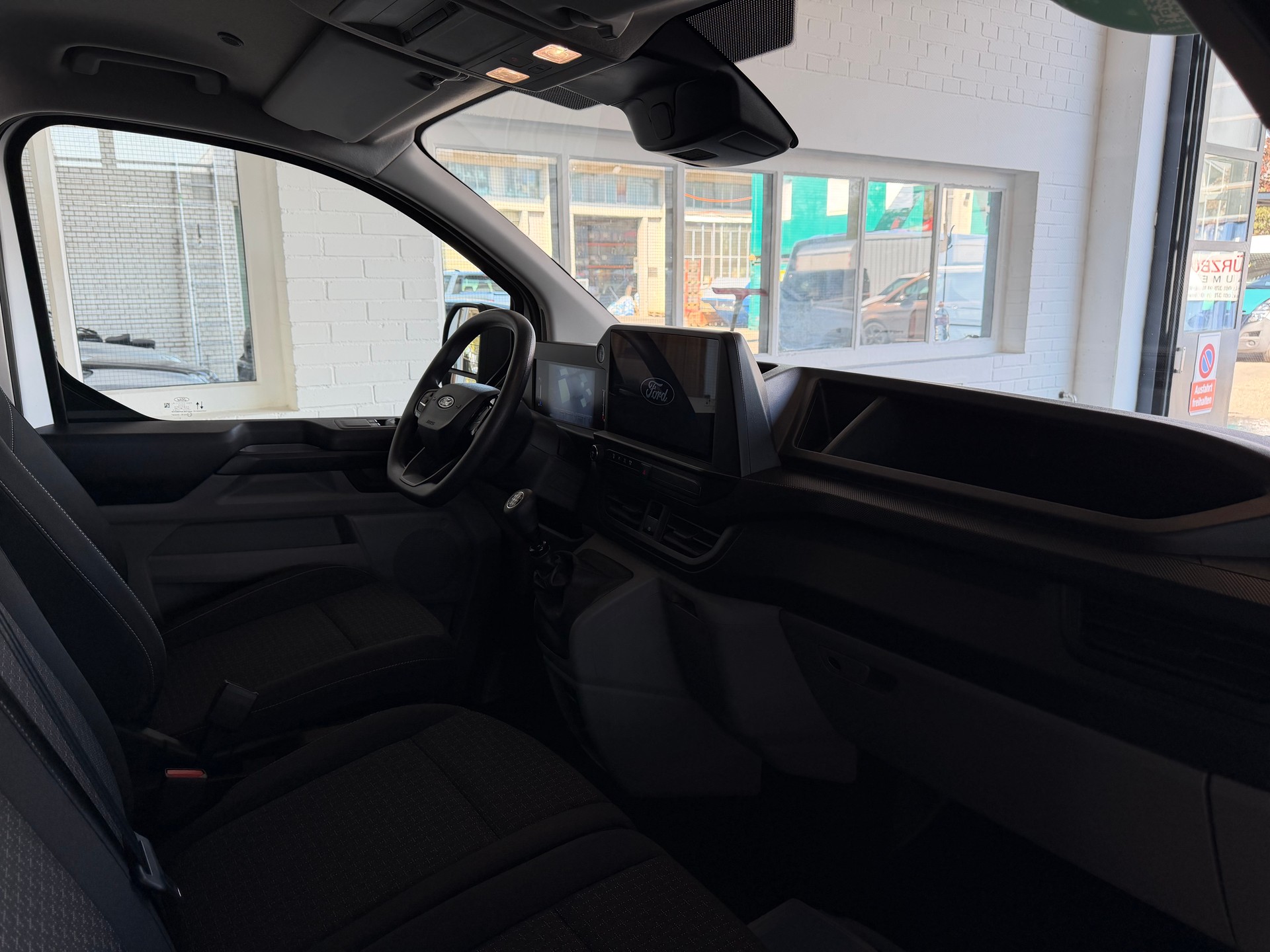 FORD Transit Custom Van 280 L1H1 Trend * KLIMA * NAVI / APPLE CAR PLAY * RÜCKFAHRKAMERA *-image-8