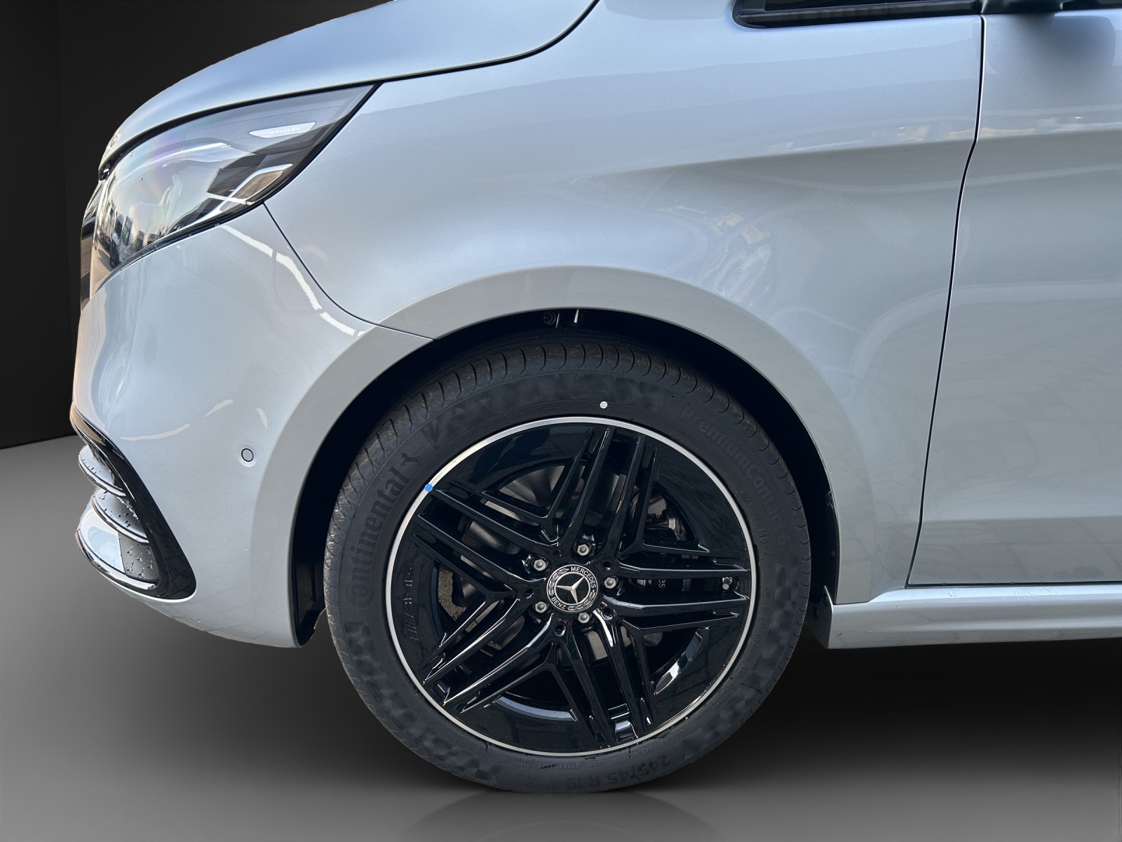 MERCEDES-BENZ V 300 d lang 4Matic Swiss Edition 9G-Tronic-image-11