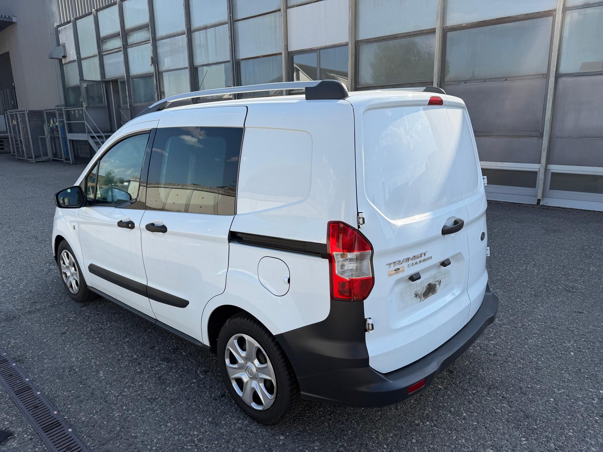 FORD Transit Courier Van 1.0 EcoBoost Basis-image-6