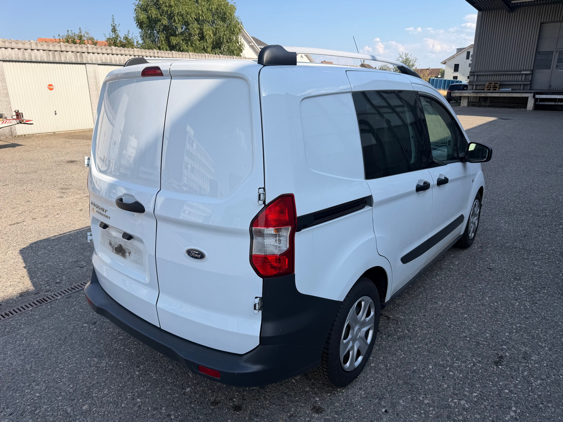 FORD Transit Courier Van 1.0 EcoBoost Basis-image-5