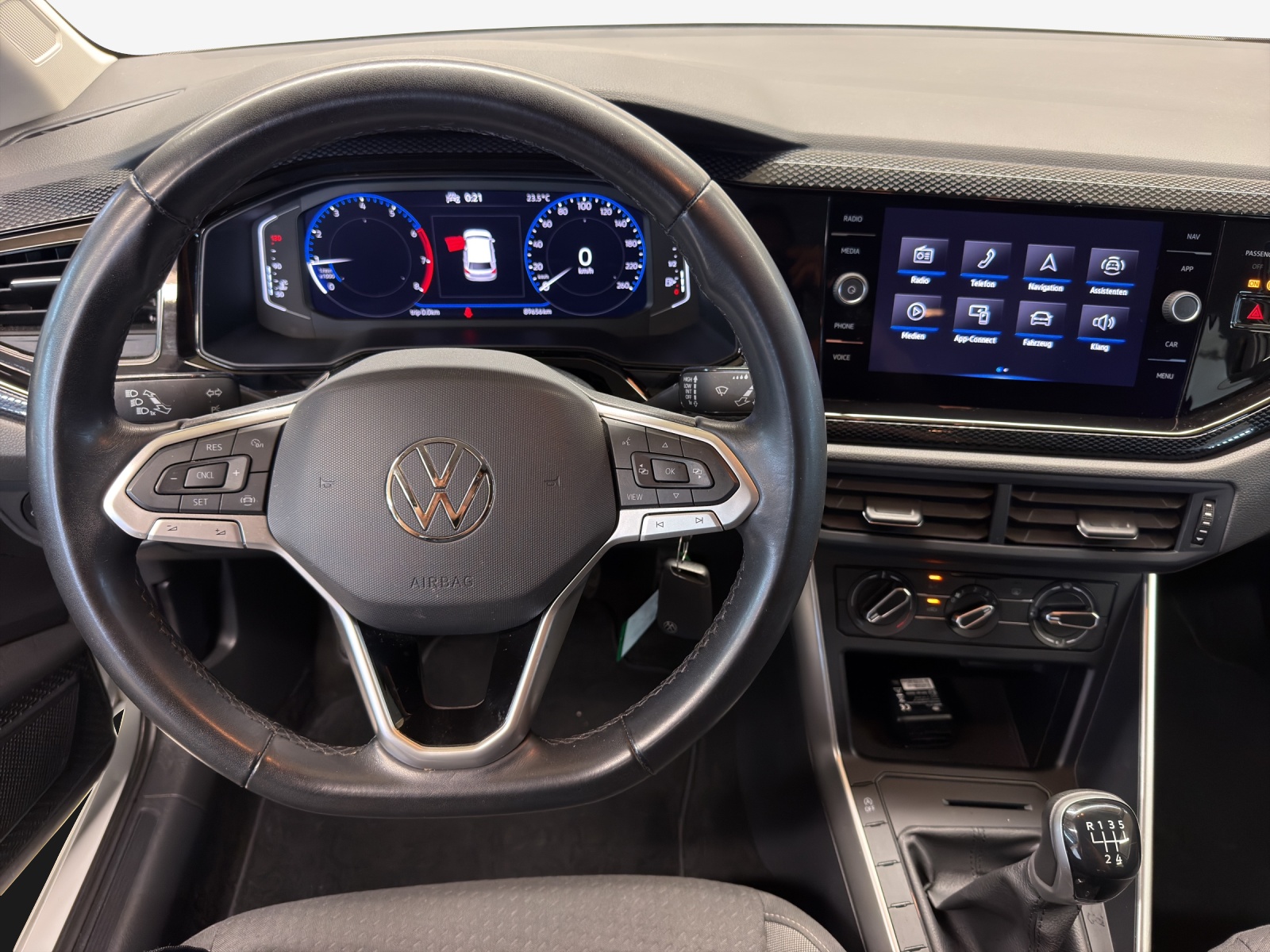 VW Polo 1.0 TSI Life-image-8
