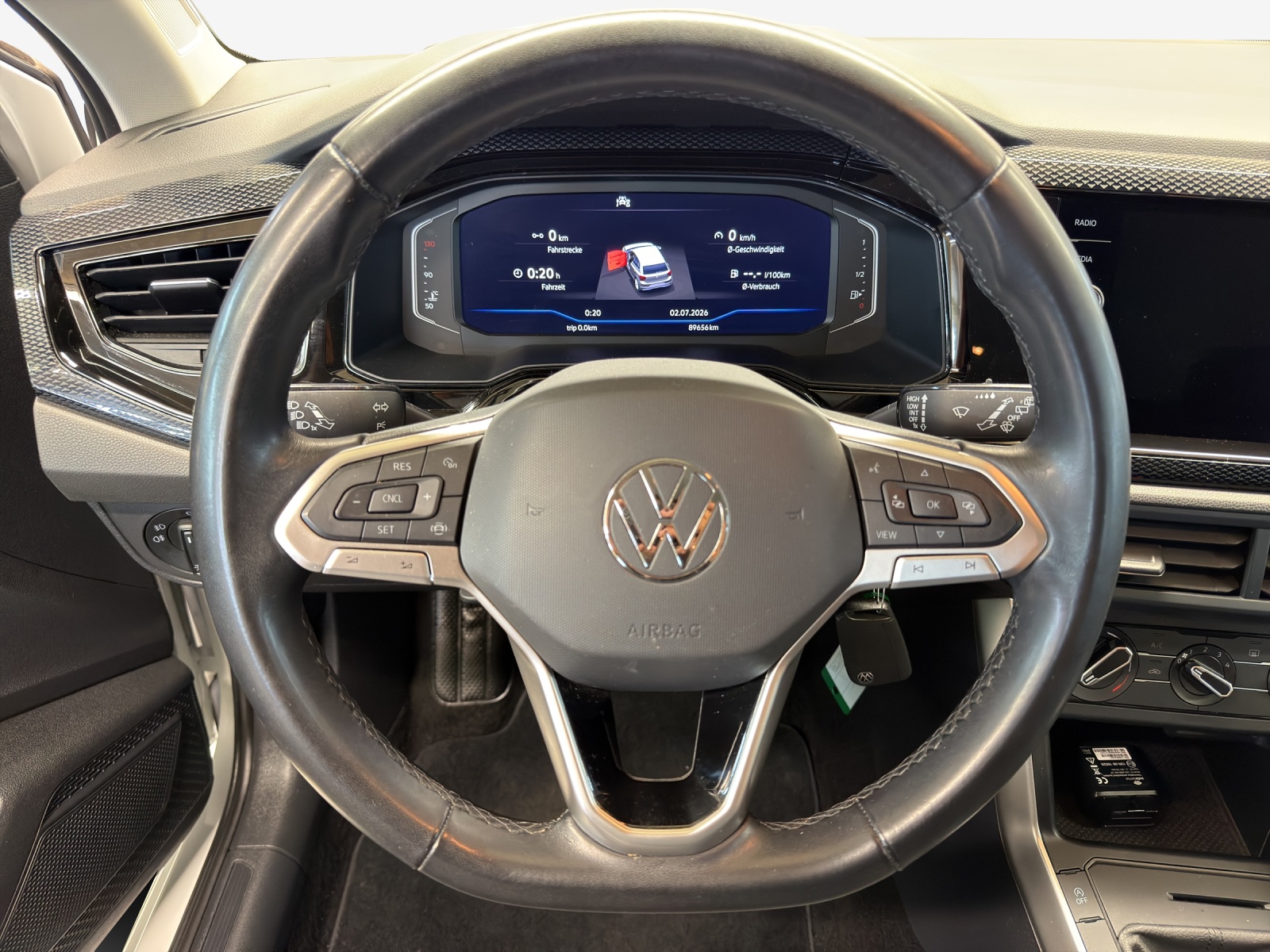 VW Polo 1.0 TSI Life-image-9
