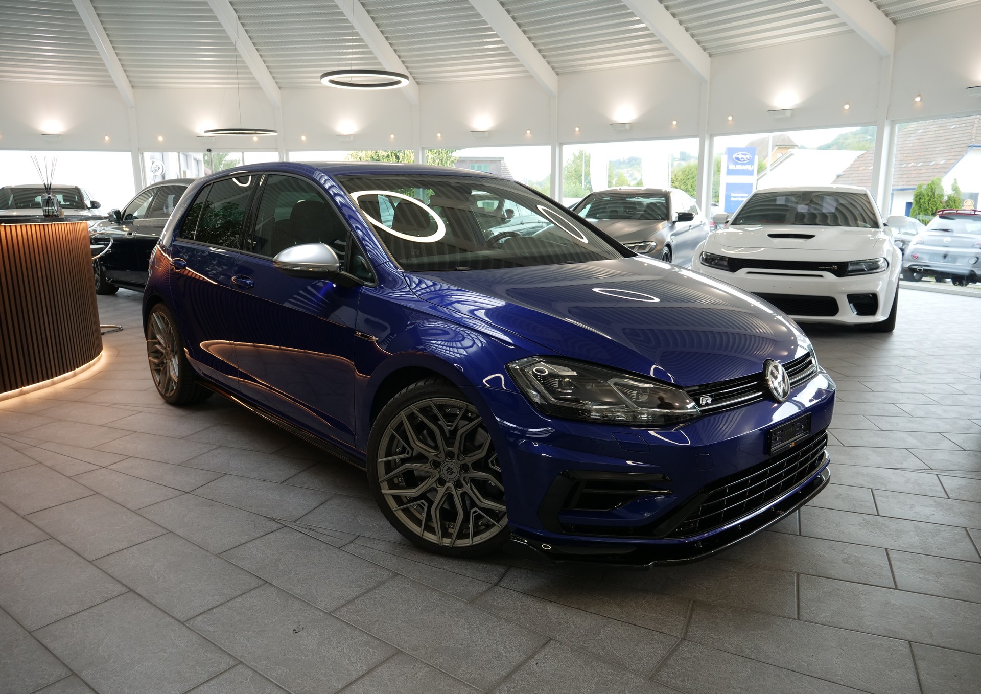 VW Golf 2.0 TSI R 4Motion DSG-image-3
