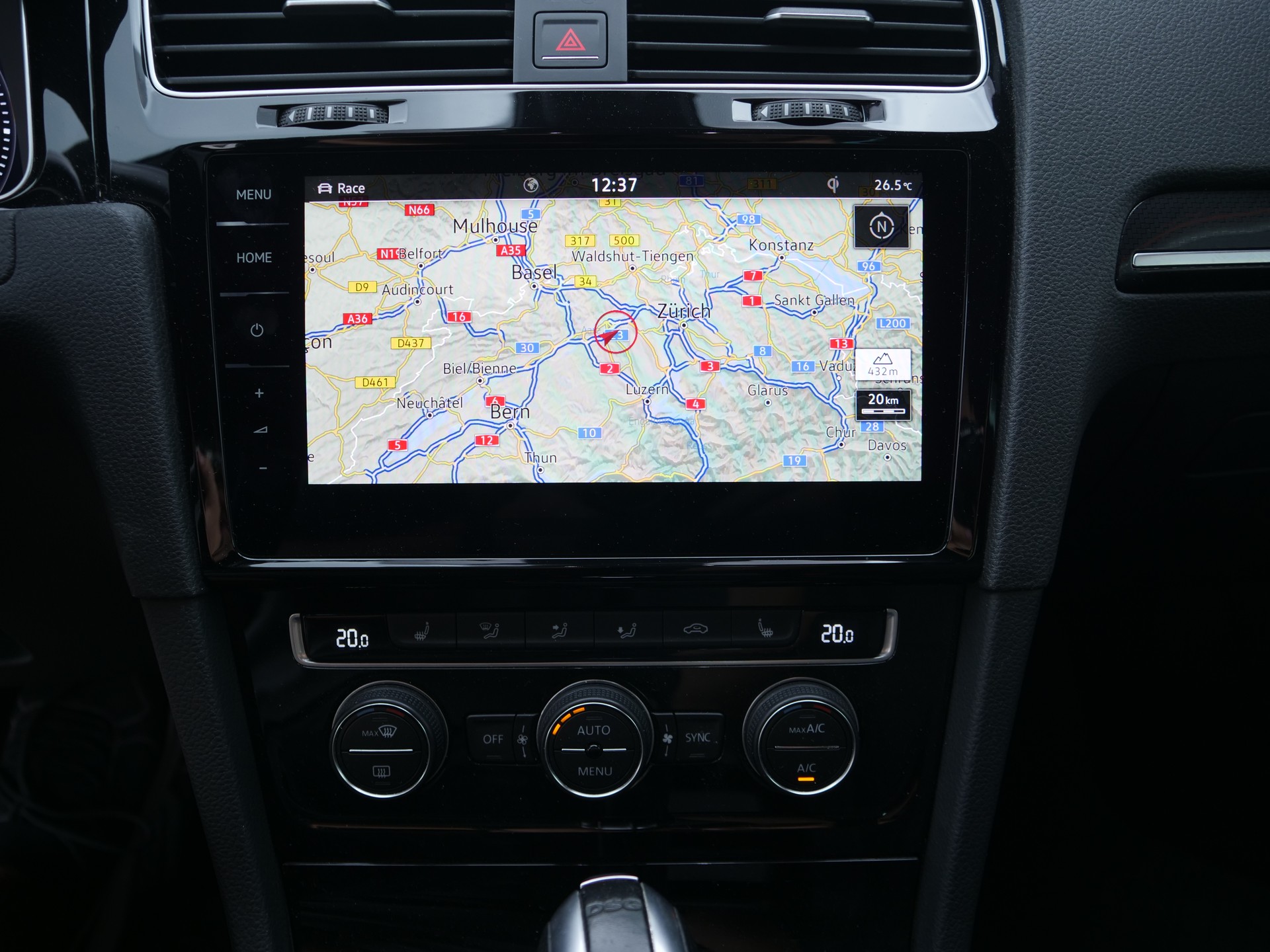 VW Golf 2.0 TSI R 4Motion DSG-image-15
