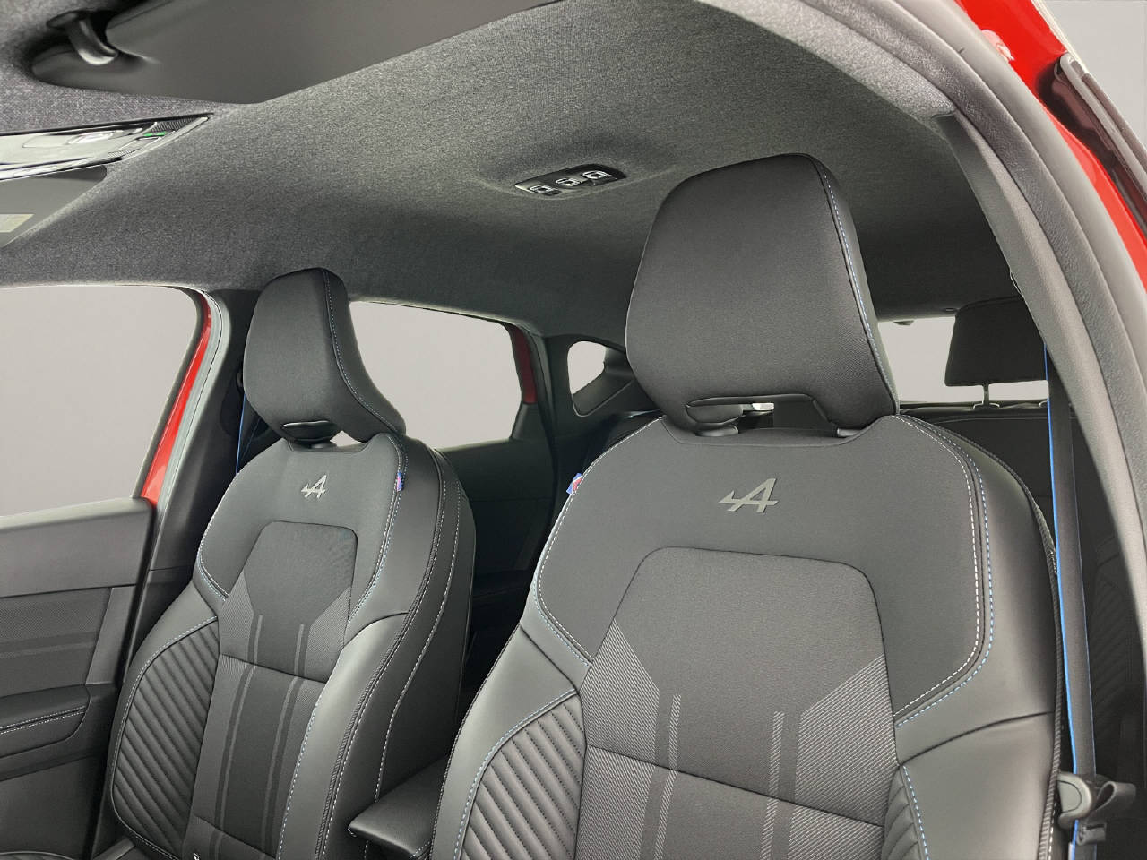 RENAULT Captur 1.8 E-Tech esprit Alpine-image-14