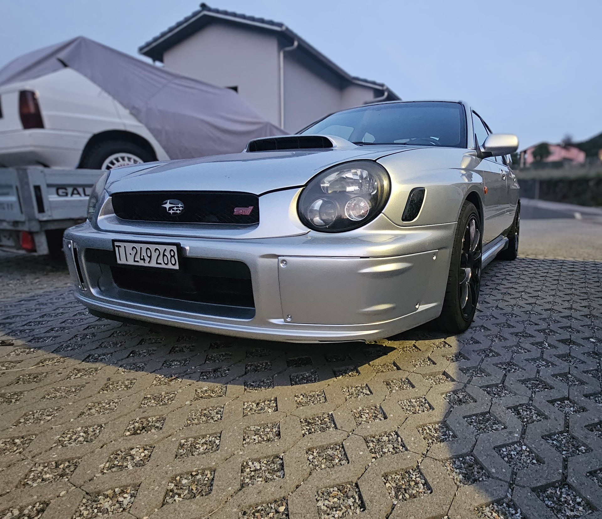 SUBARU 2.0 Turbo WRX STi-image-1