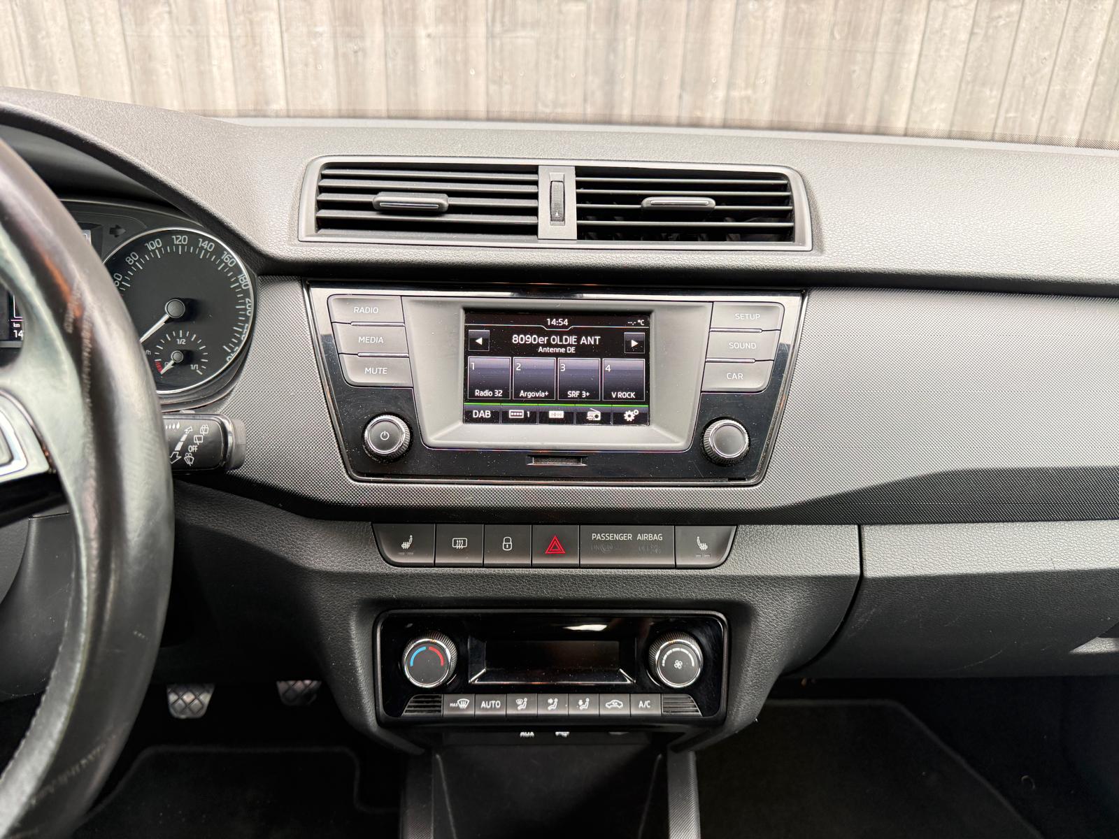 SKODA Fabia 1.2 TSI Style-image-6