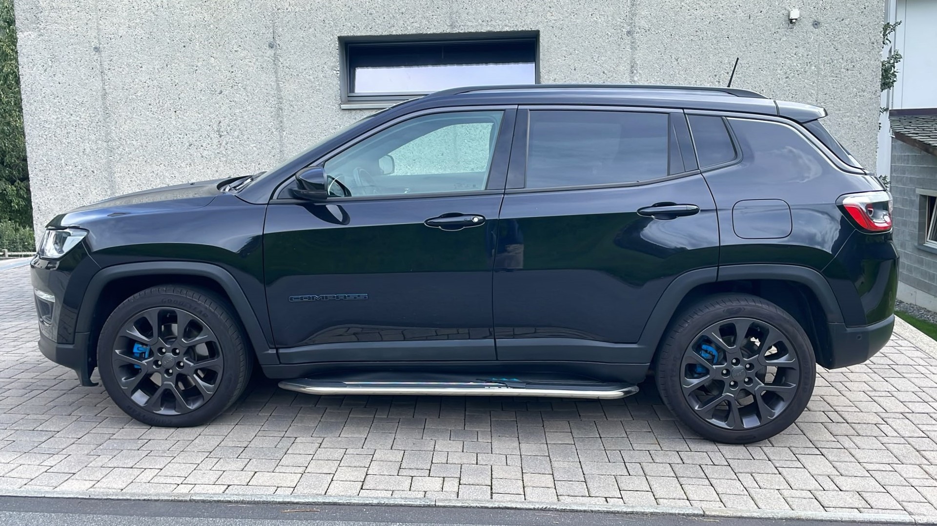 JEEP Compass 1.3 T4-PHEV e AWD-image-2