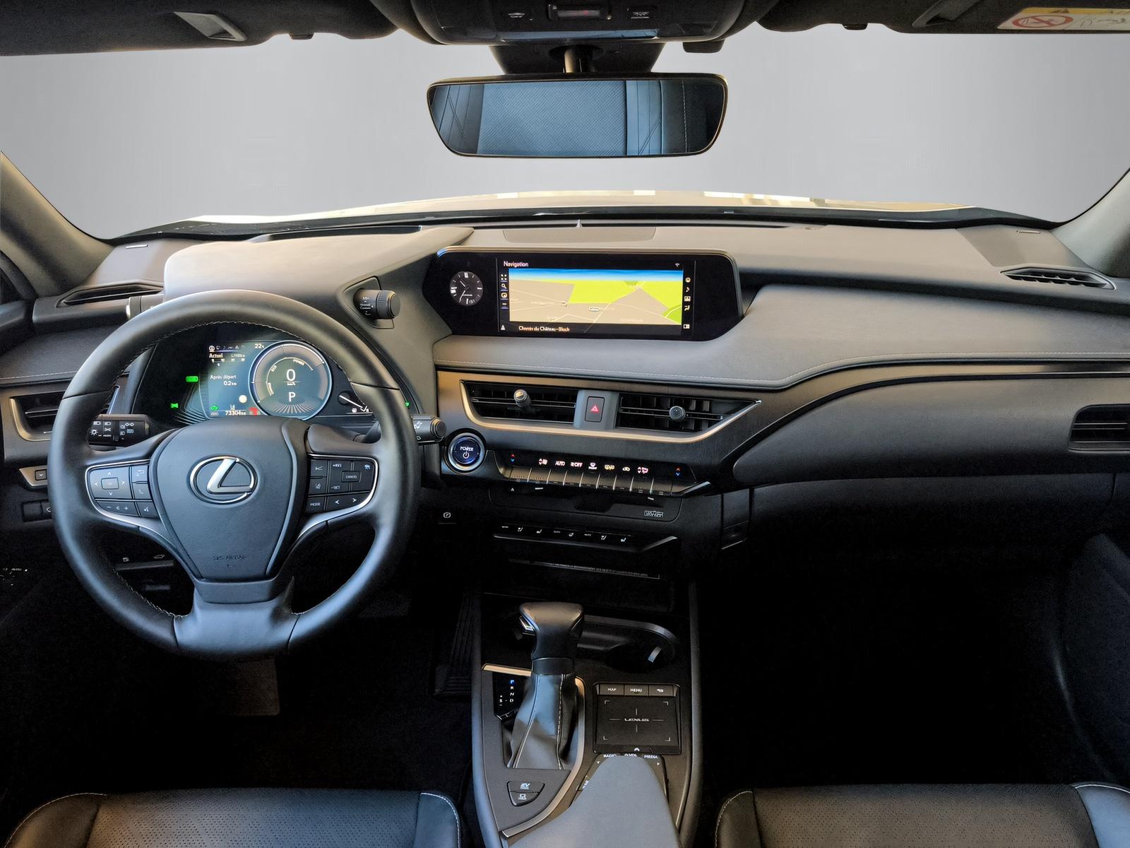LEXUS UX 250h Excellence-image-8