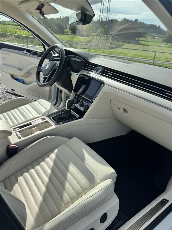 VW 2.0 TSI Highline DSG 4m-image-5