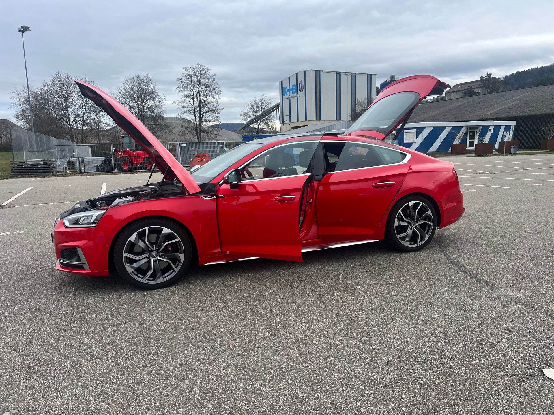 AUDI 3.0 V6 TFSI quattro T-Tronic-image-2