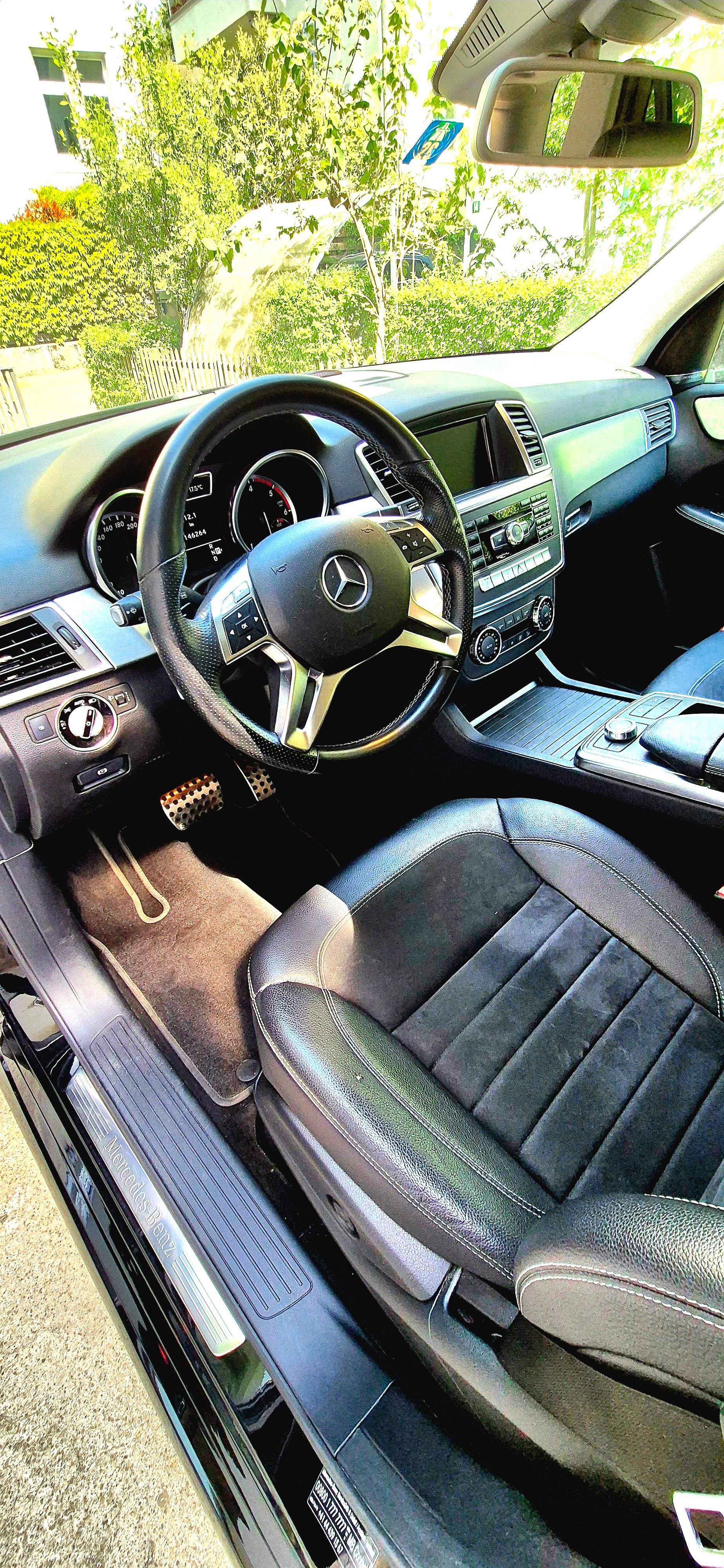 MERCEDES-BENZ ML 350 CDI BlueTec-image-4