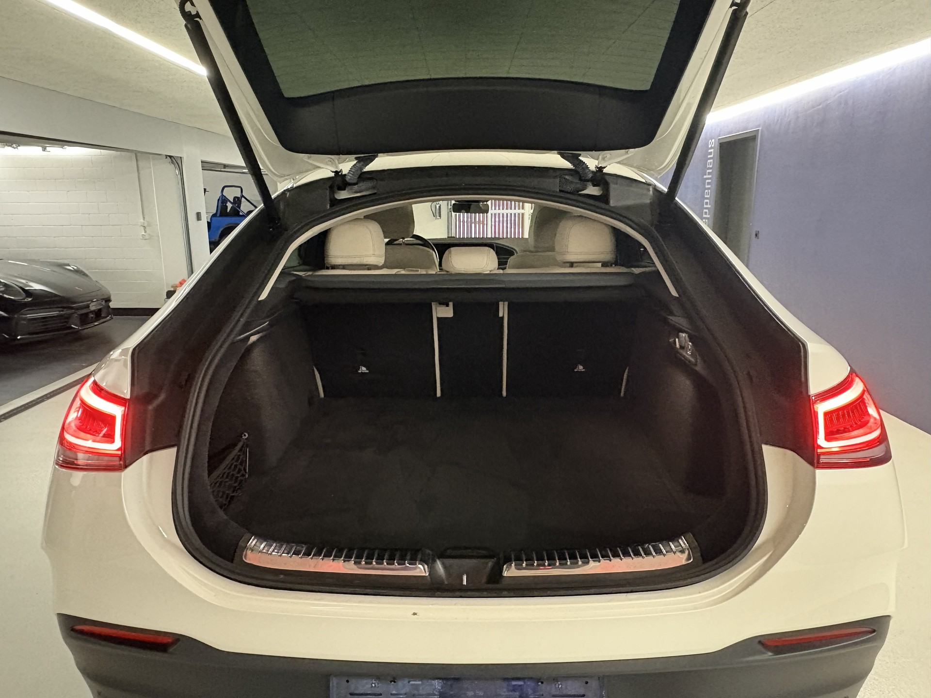 MERCEDES-BENZ GLE 400 d 4matic-image-7
