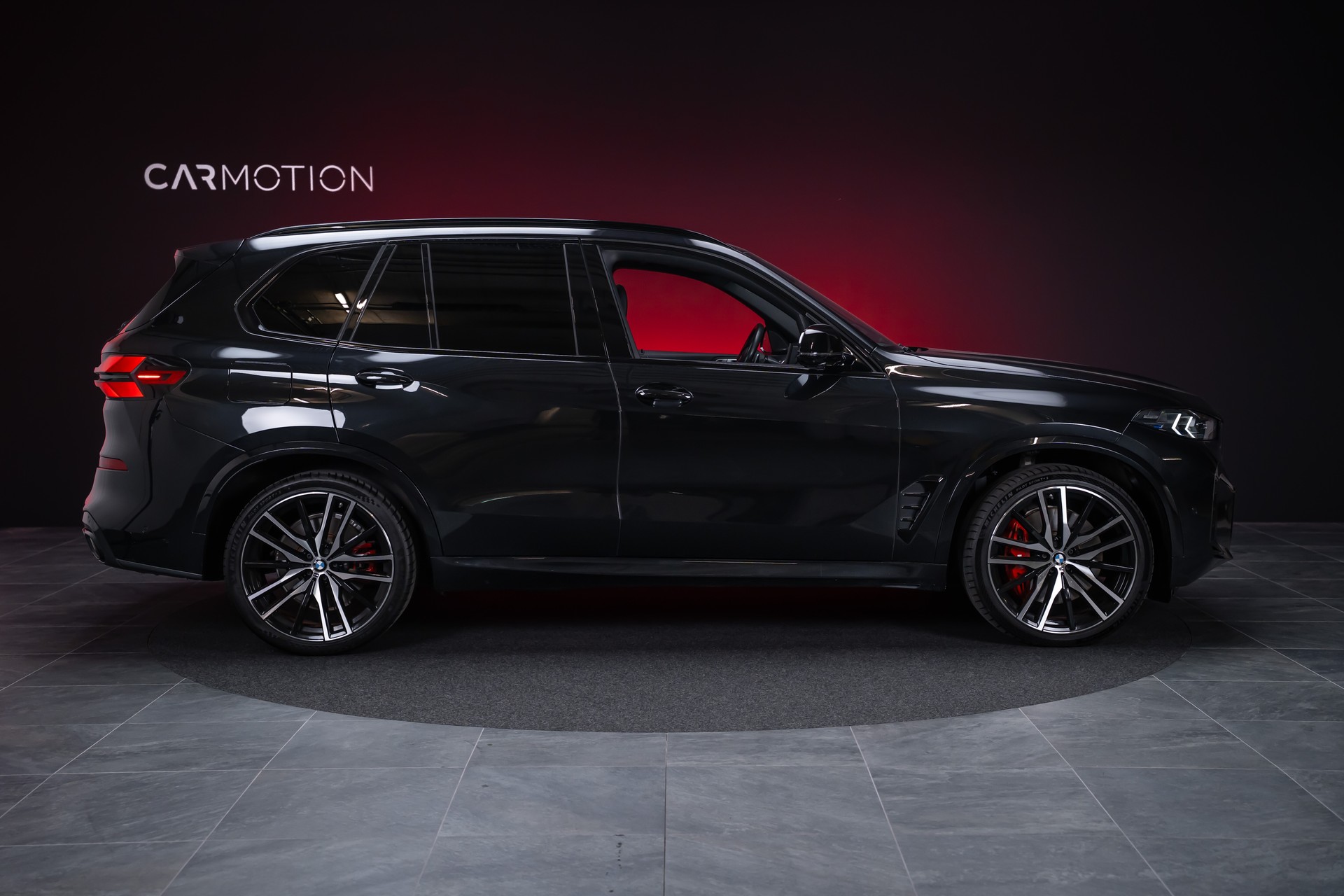 BMW X5 M60i xDrive M Sport Pro / Panorama / 360°Kamera / AHK-showroom-element-3
