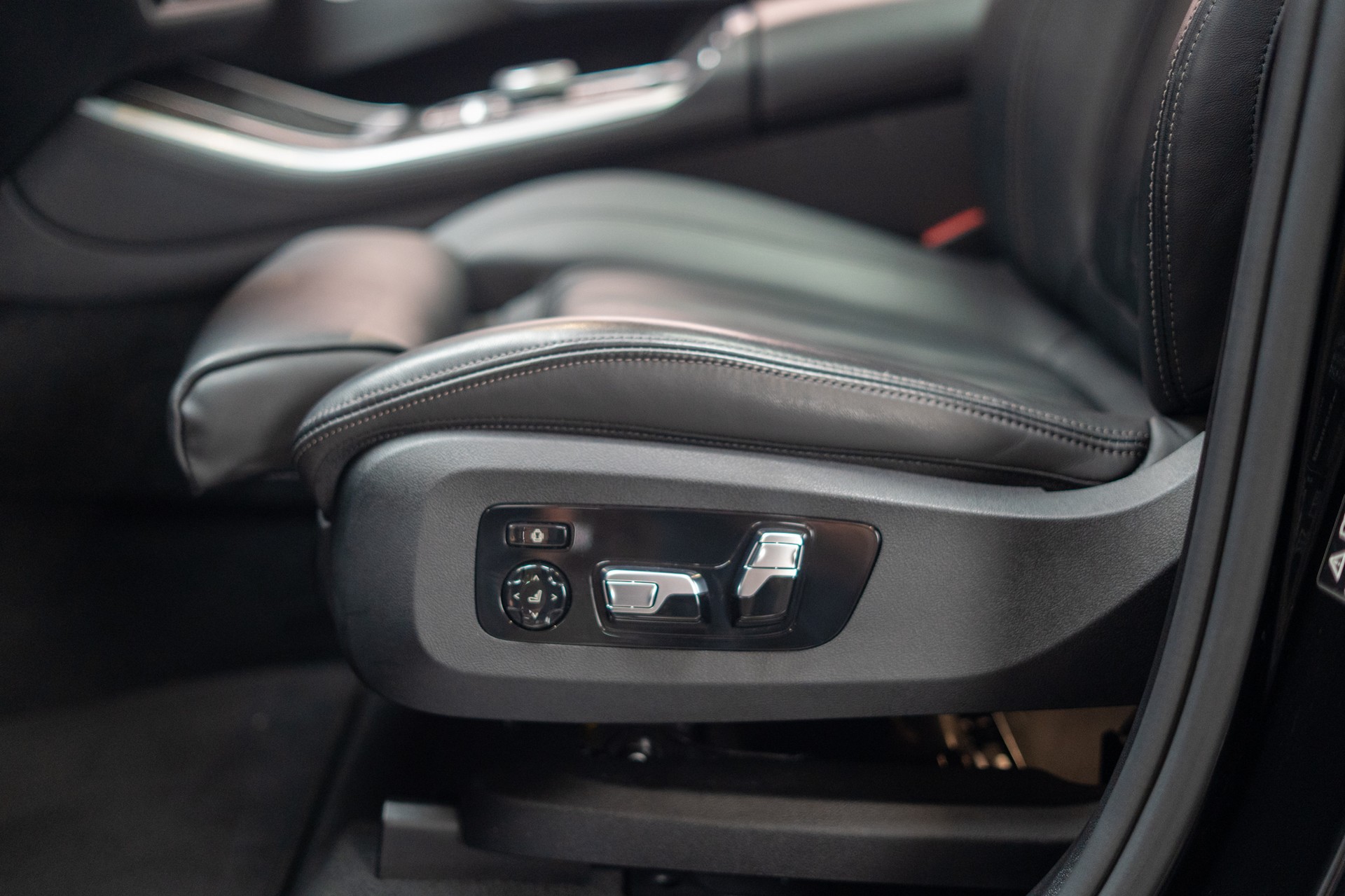 BMW X5 M60i xDrive M Sport Pro / Panorama / 360°Kamera / AHK-image-11