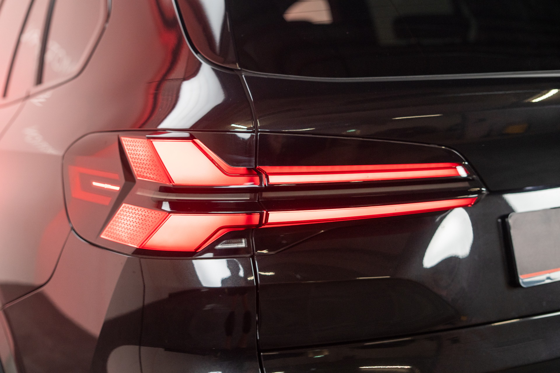 BMW X5 M60i xDrive M Sport Pro / Panorama / 360°Kamera / AHK-image-8