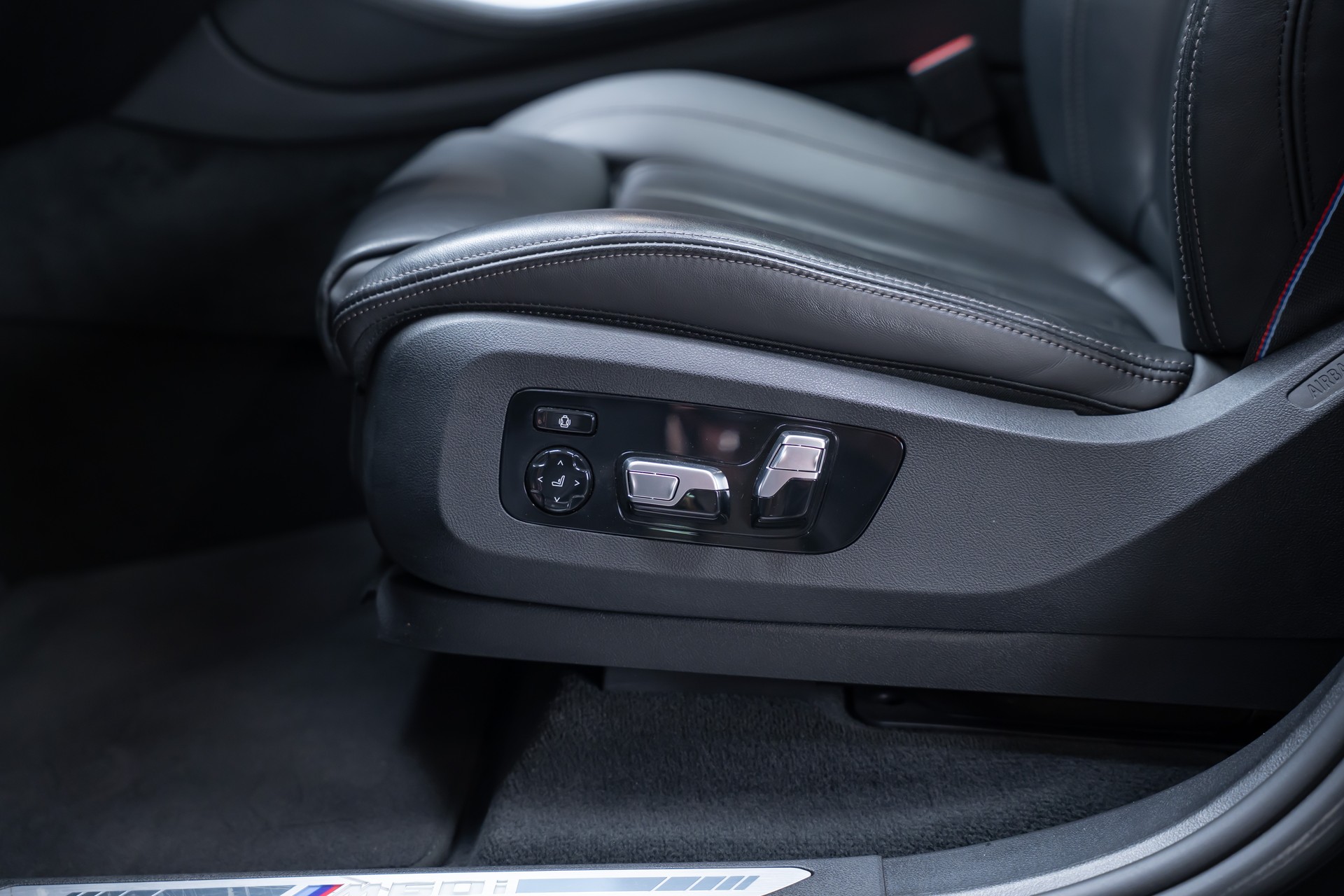 BMW X5 M60i xDrive M Sport Pro / Panorama / 360°Kamera / AHK-image-20