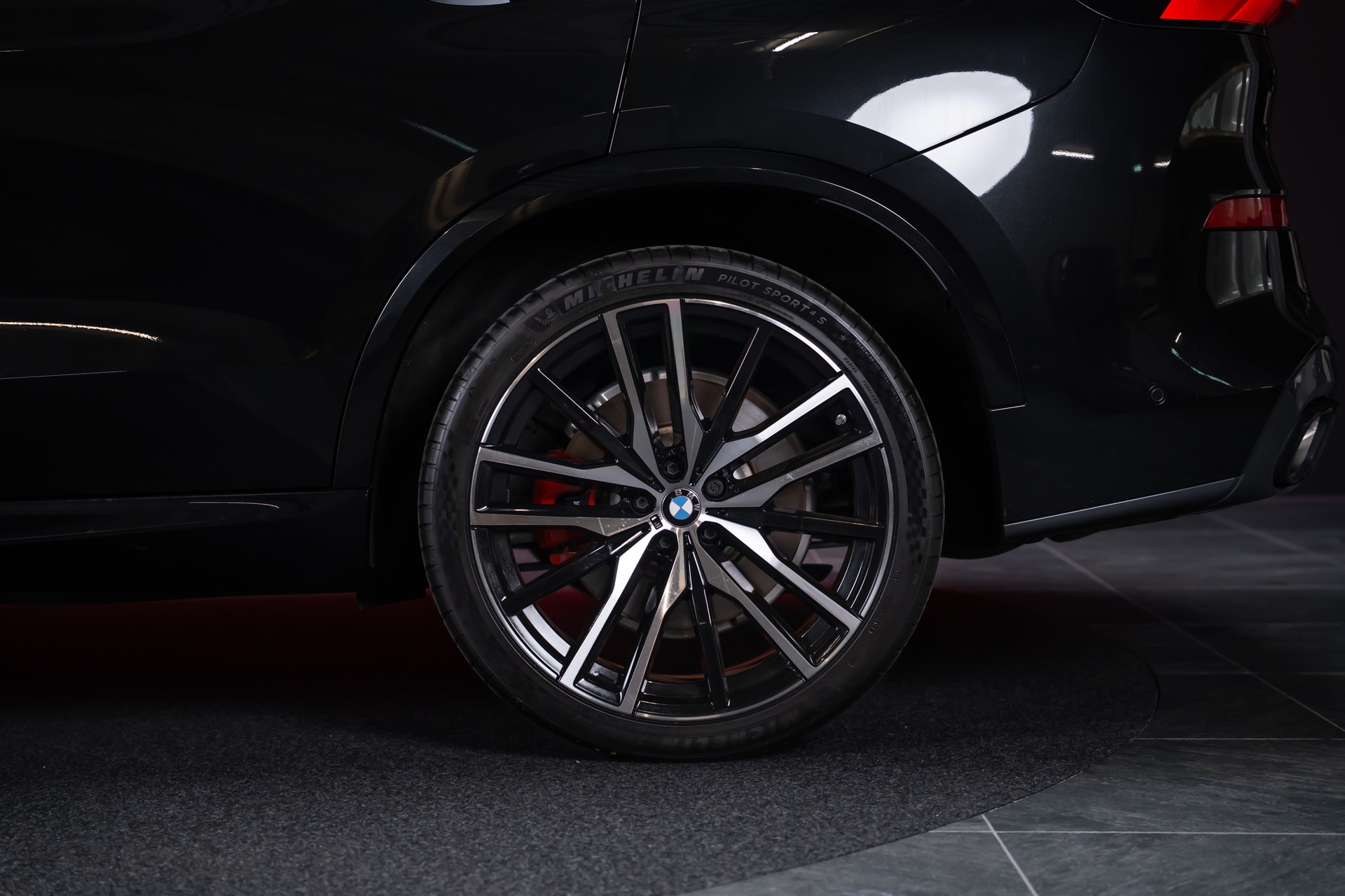 BMW X5 M60i xDrive M Sport Pro / Panorama / 360°Kamera / AHK-image-17