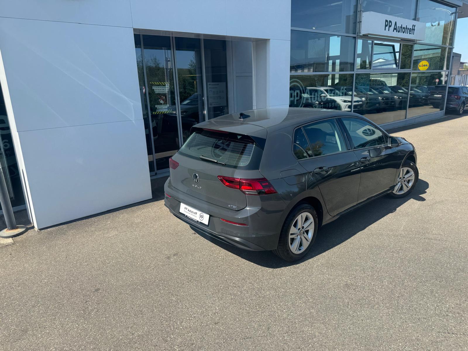 VW Golf 1.0 eTSI mHEV ACTLife DSG-image-3
