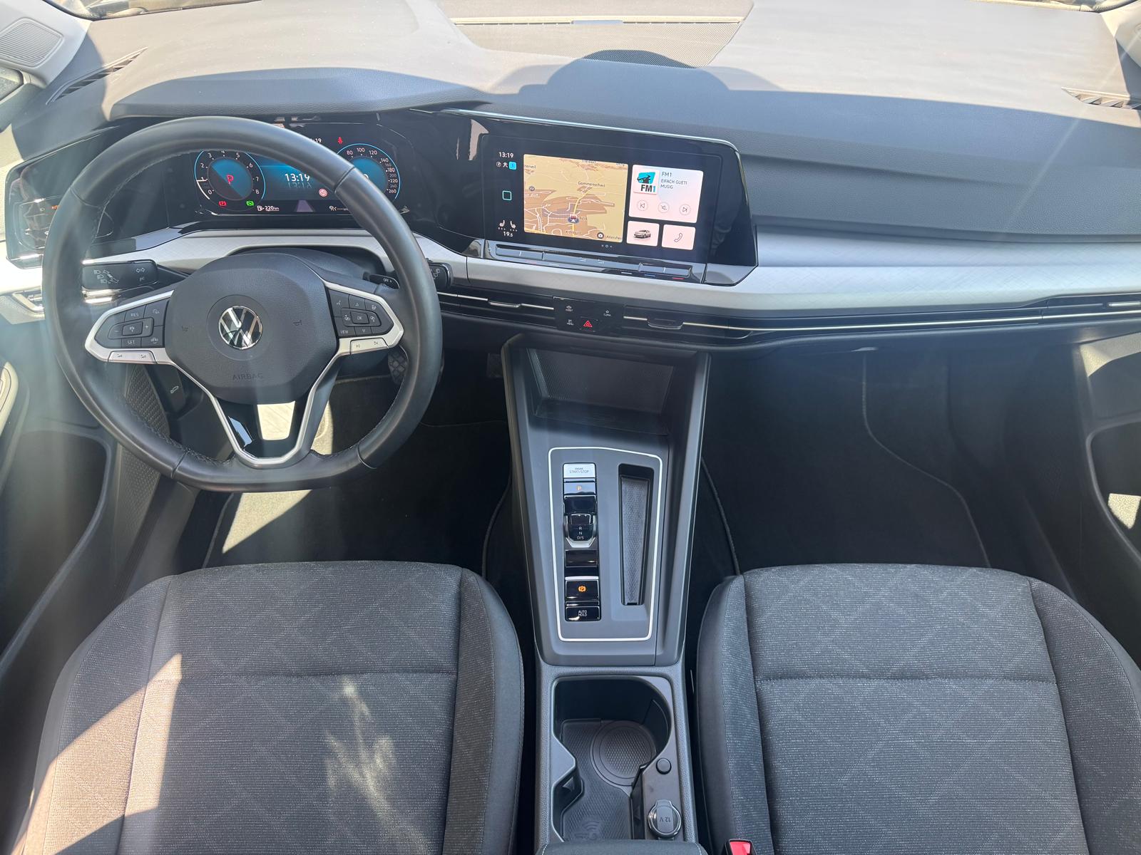 VW Golf 1.0 eTSI mHEV ACTLife DSG-image-7